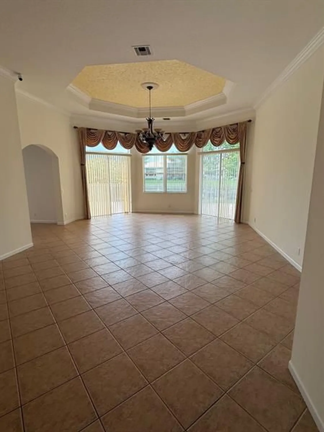 Property Slideshow image 13 of 25 | 12039 oakvista dr, Boynton Beach, FL, 33437