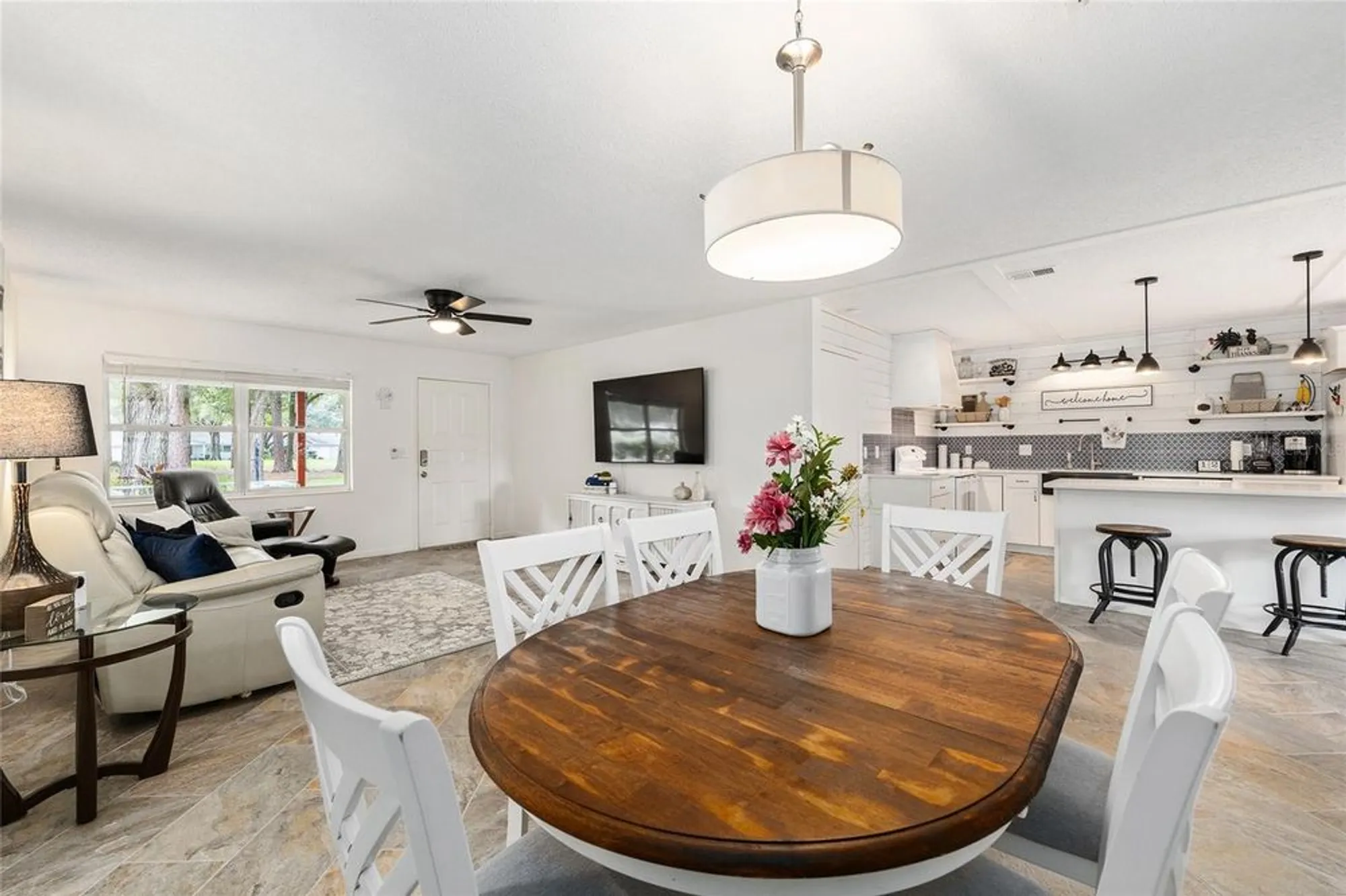 Property Slideshow image 16 of 37 | 8580 sw 97th lane rd b, Ocala, FL, 34481