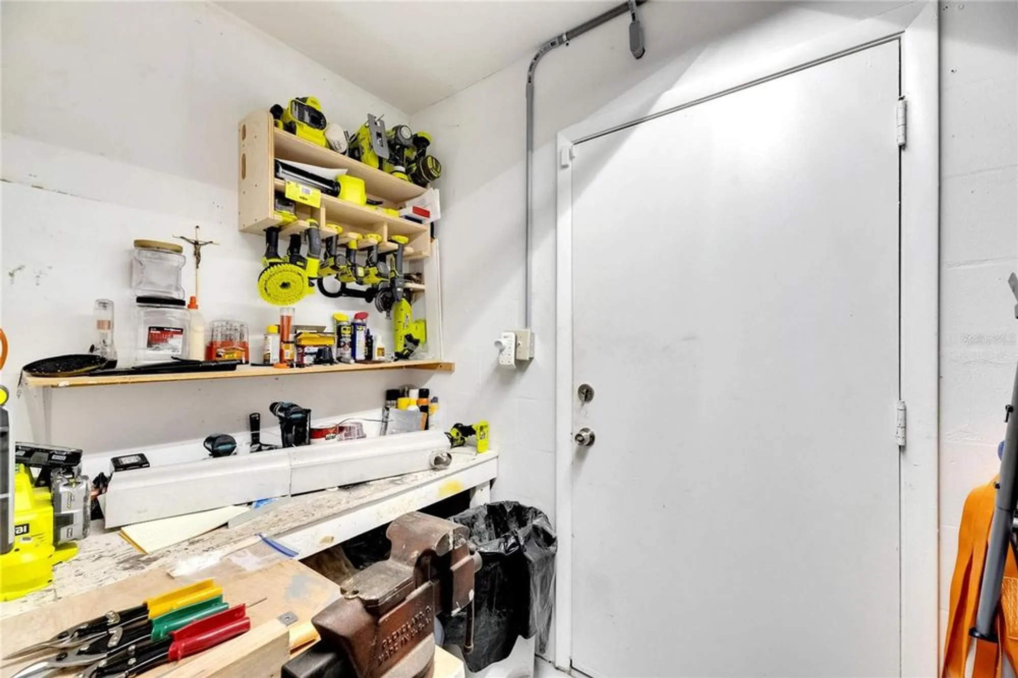 Property Slideshow image 29 of 53 | 1743 council dr, Sun City Center, FL, 33573