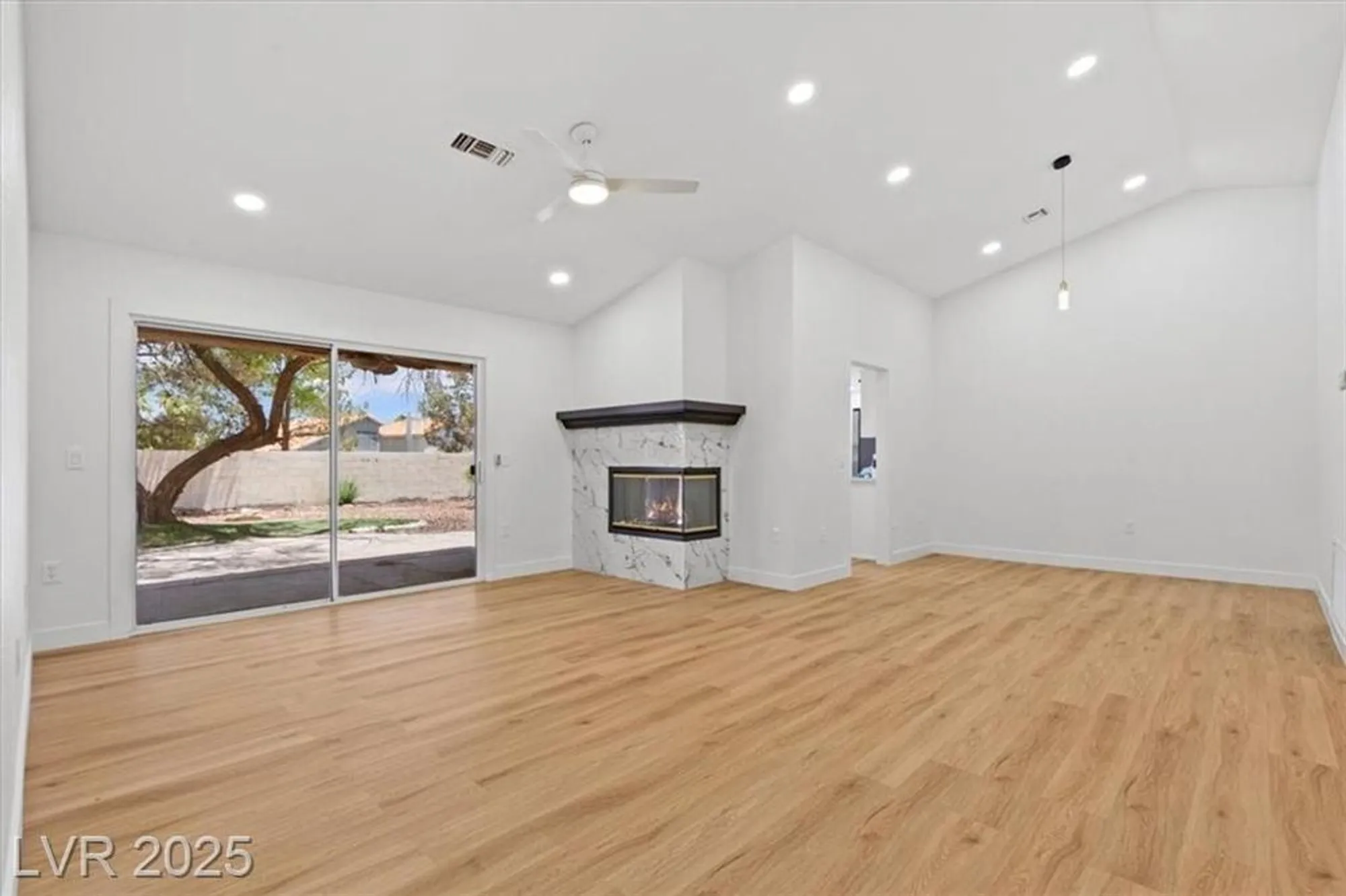 Property Slideshow image 4 of 24 | 2824 morning ridge dr, Las Vegas, NV, 89134