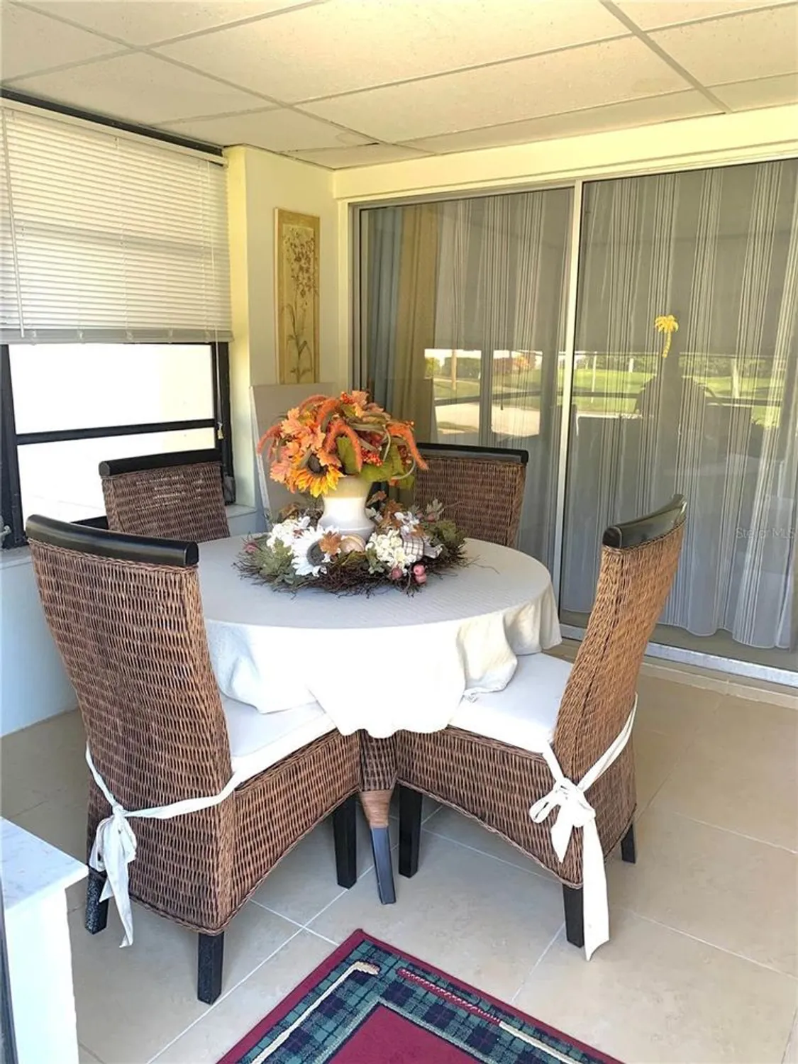 Property Slideshow image 16 of 27 | 2711 sherbrooke ln b, Palm Harbor, FL, 34684