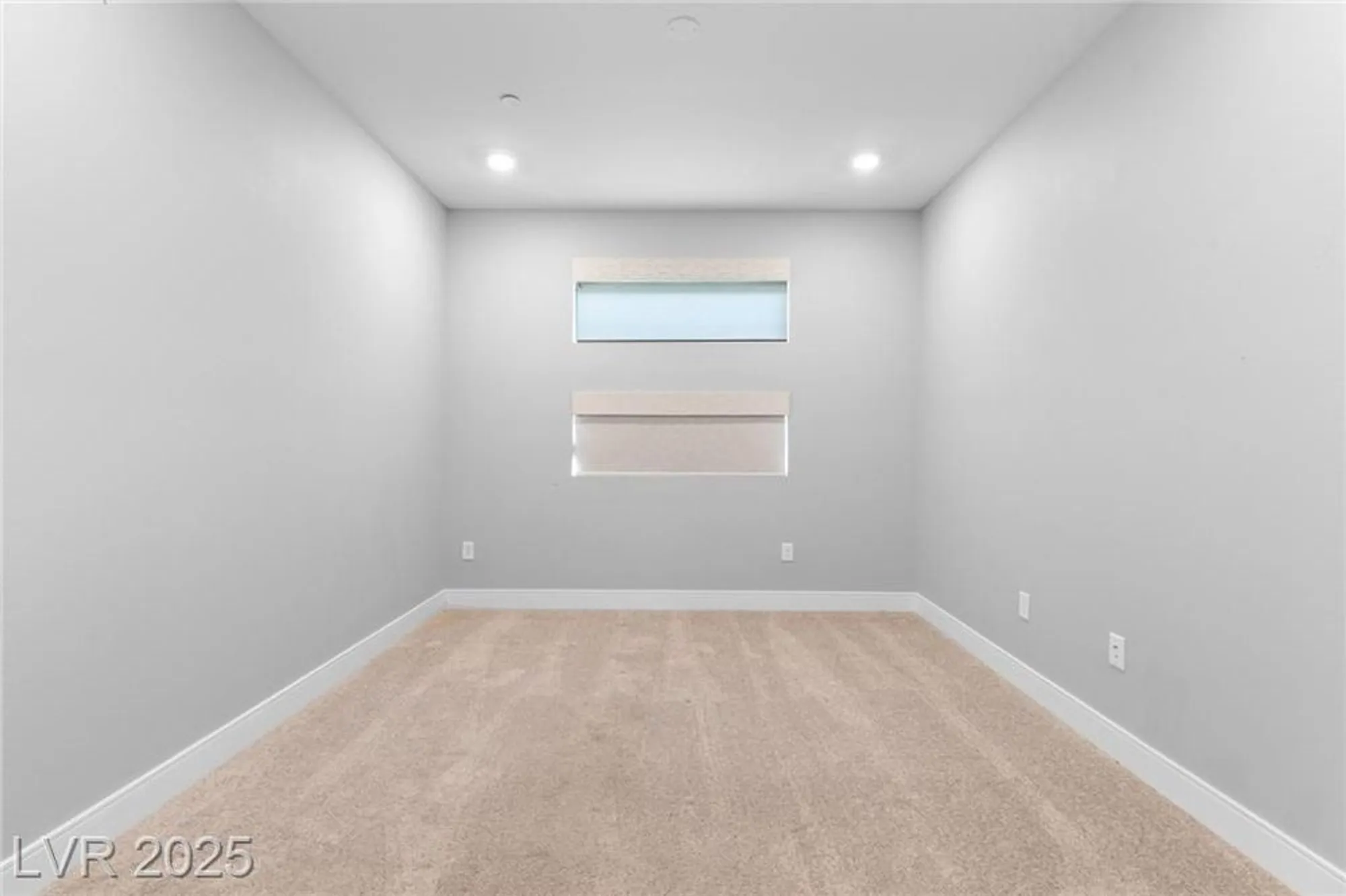 Property Slideshow image 6 of 43 | 18 sun mirage ave, Henderson, NV, 89011