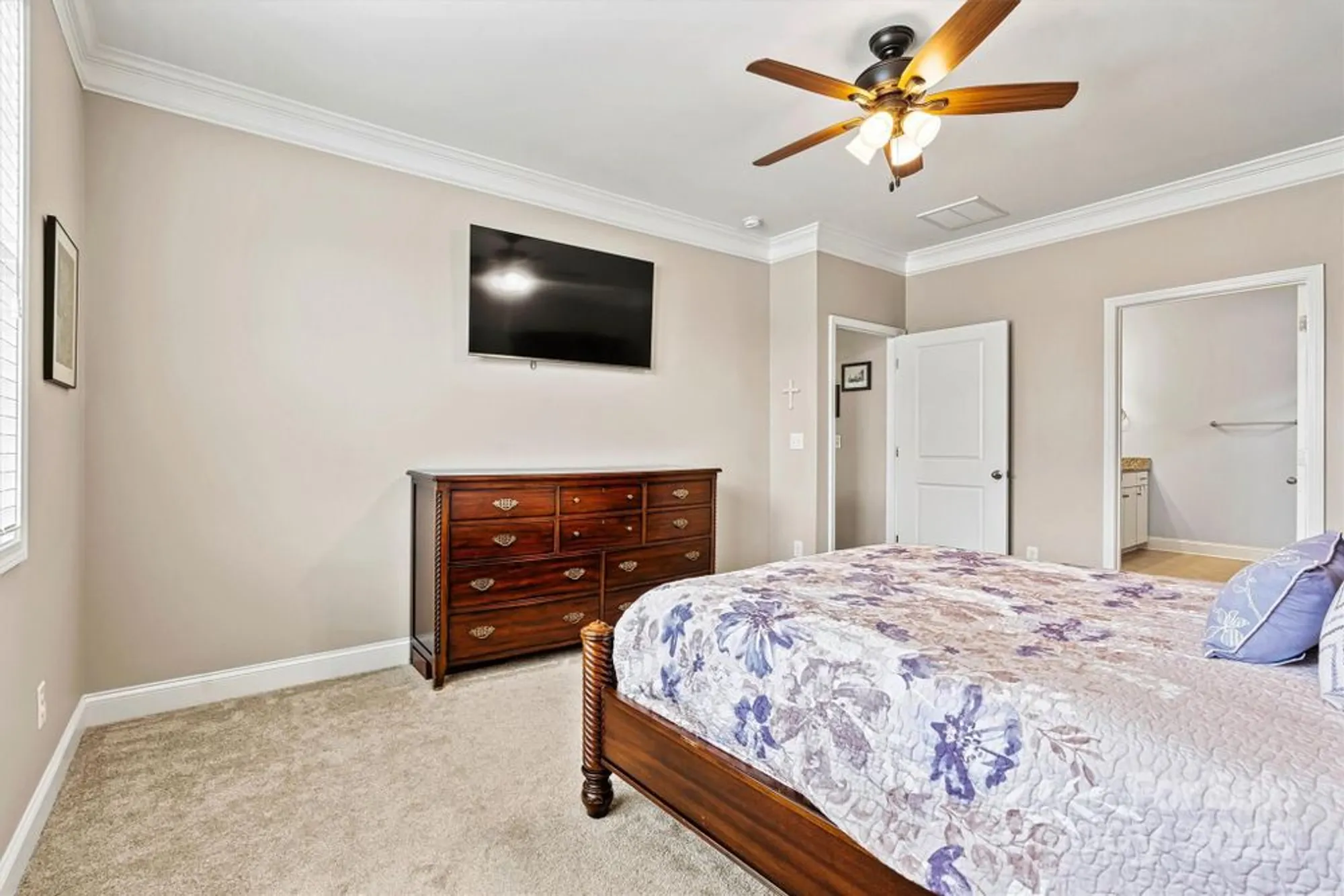Property Slideshow image 23 of 45 | 3678 norman view dr, Sherrills Ford, NC, 28673