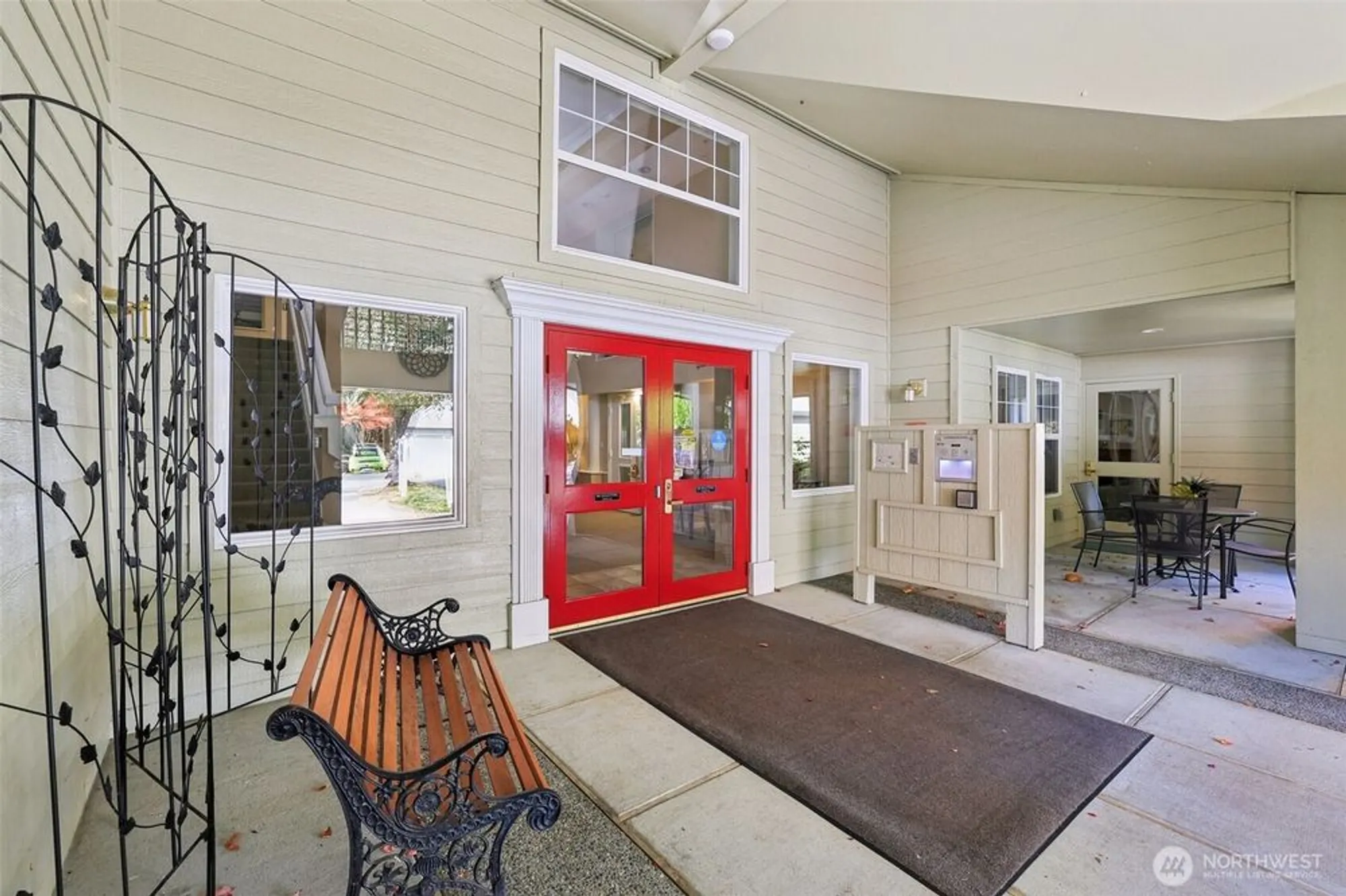 Property Slideshow image 28 of 32 | 4109 224th ln 207, Issaquah, WA, 98029