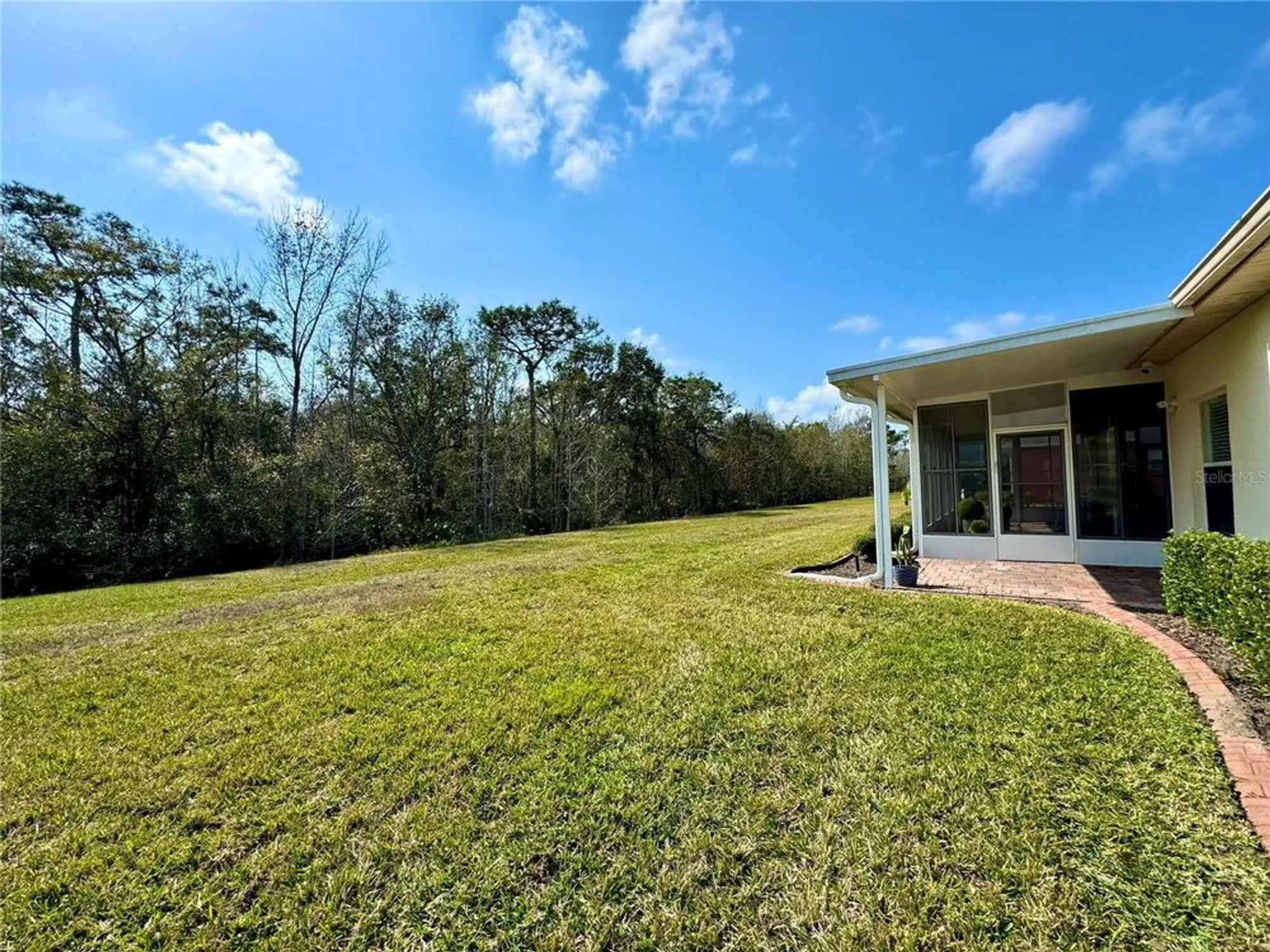 Property Slideshow image 55 of 89 | 917 shorehaven dr, Poinciana, FL, 34759