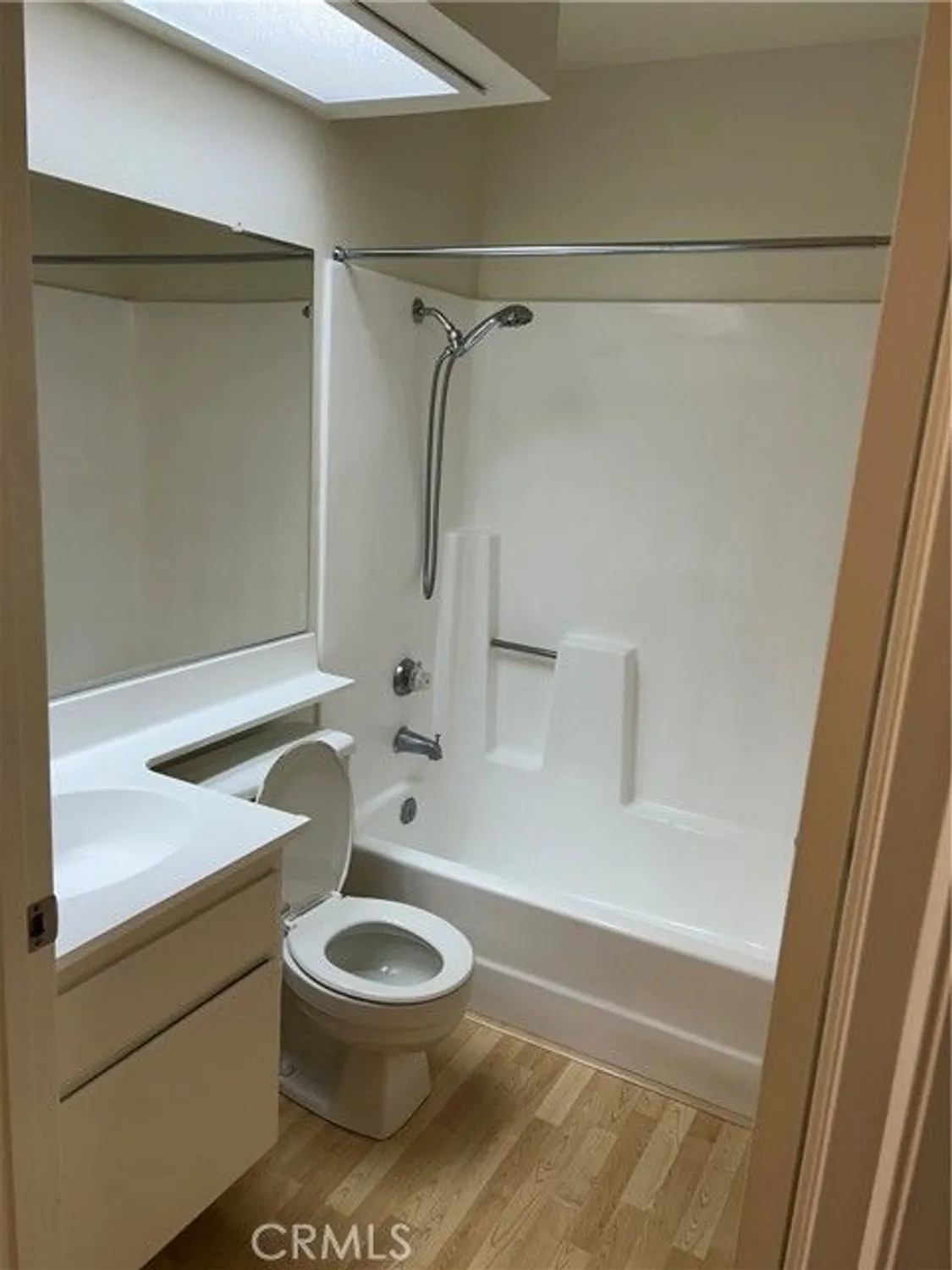 Property Slideshow image 14 of 47 | 18232 parkview ln 103, Huntington Beach, CA, 92648