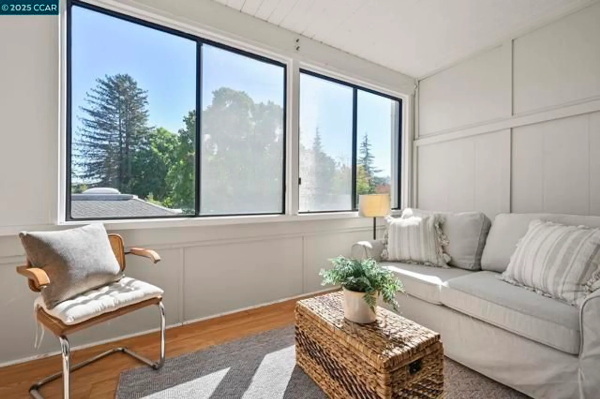 Property Slideshow image 14 of 34 | 2000 golden rain rd 4, Walnut Creek, CA, 94595