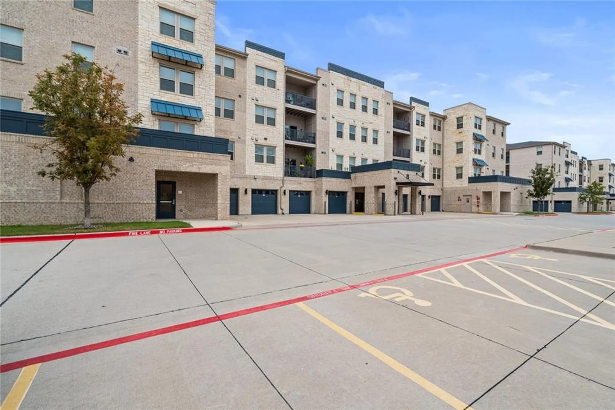 Property Slideshow image 28 of 39 | 651 n watters rd apt 2307, Allen, TX, 75013