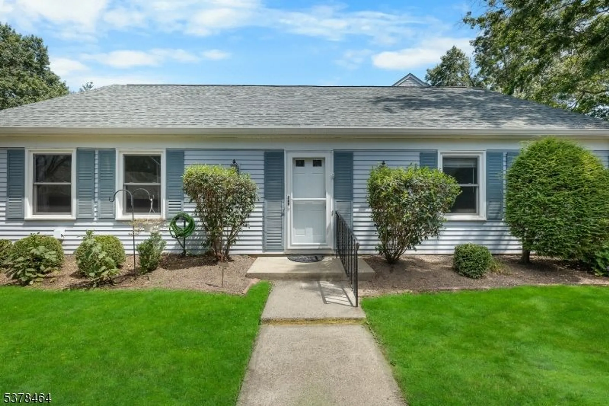 Property Slideshow image 4 of 41 | 394 orrington ln, Monroe Twp, NJ, 08831