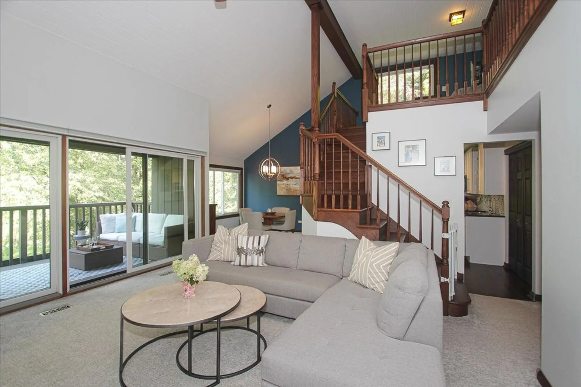 Property Slideshow image 3 of 34 | 716 old barn rd apt b b, Lake Barrington, IL, 60010