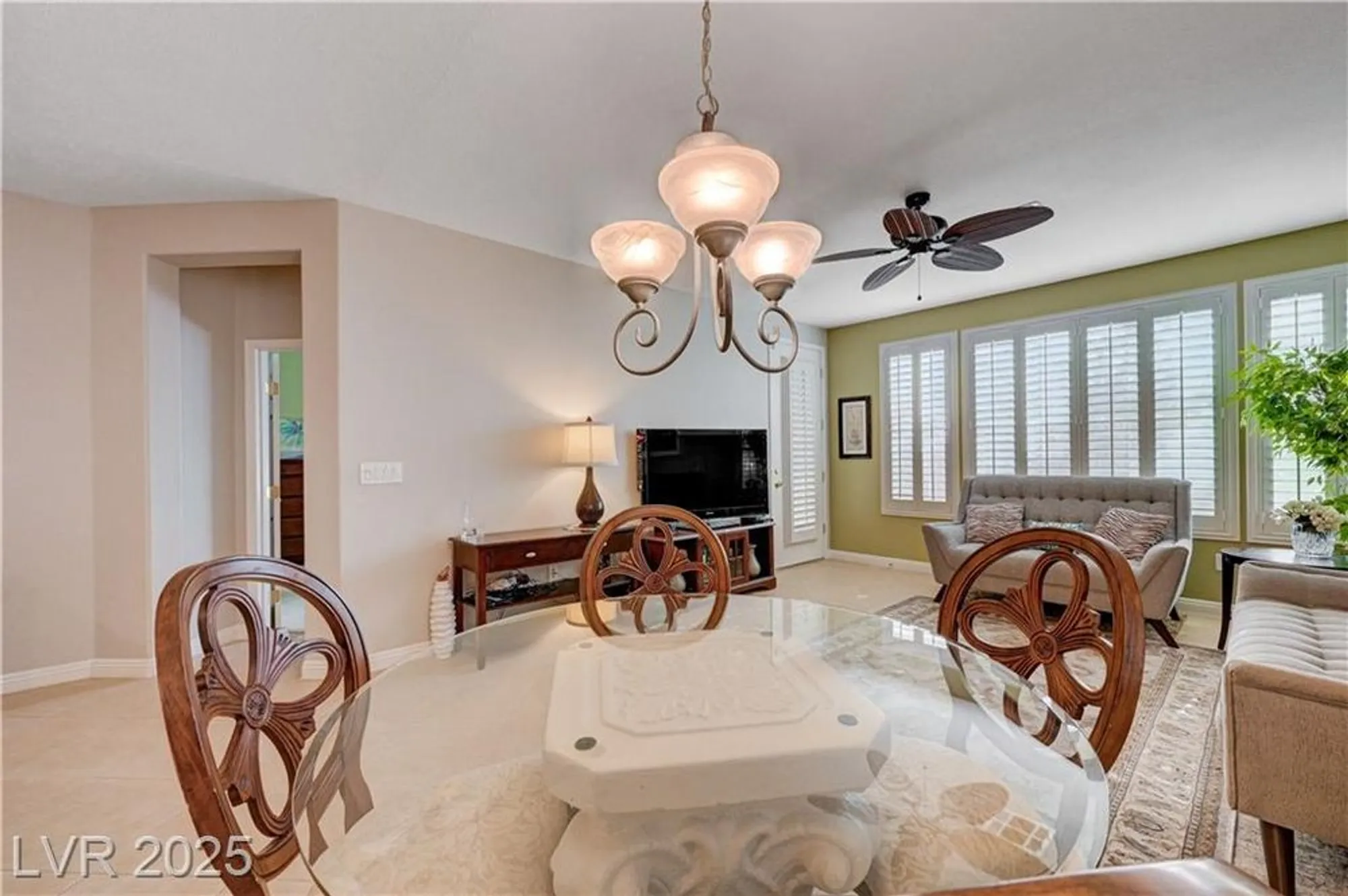 Property Slideshow image 15 of 99 | 10241 premia pl, Las Vegas, NV, 89135
