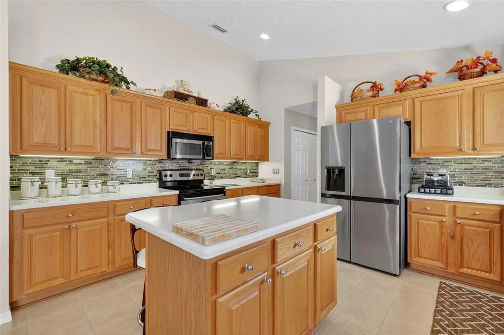 Property Slideshow image 22 of 90 | 24547 bocage way, Leesburg, FL, 34748