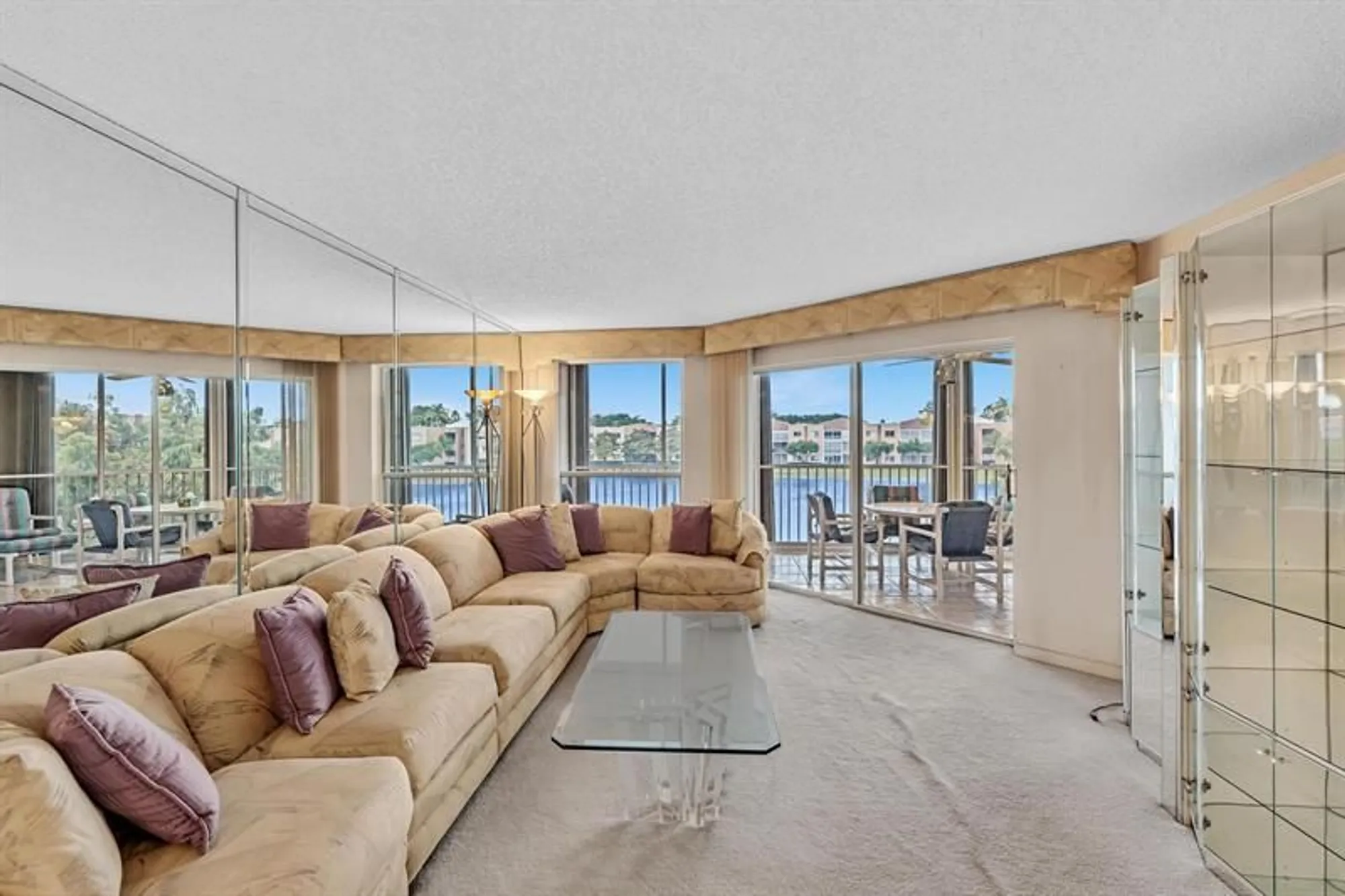 Property Slideshow image 22 of 81 | 7377 granville dr 311, Tamarac, FL, 33321