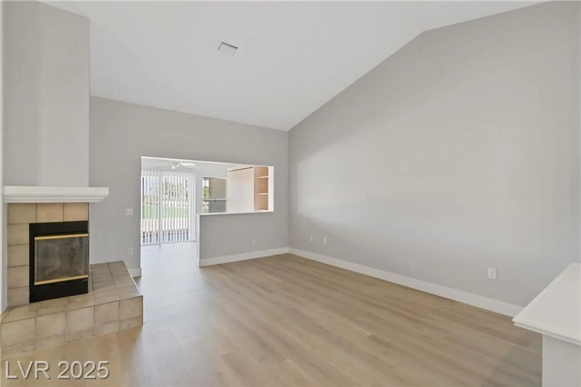 Property Slideshow image 7 of 32 | 9104 sundial dr, Las Vegas, NV, 89134