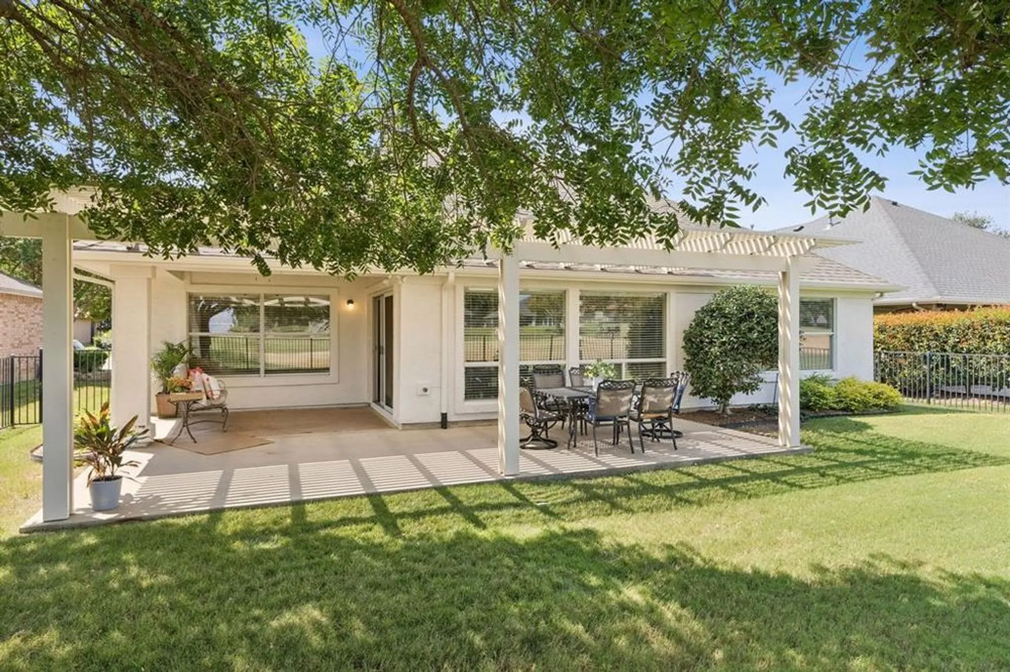 Property Slideshow image 25 of 31 | 10101 southpoint ct, Denton, TX, 76207