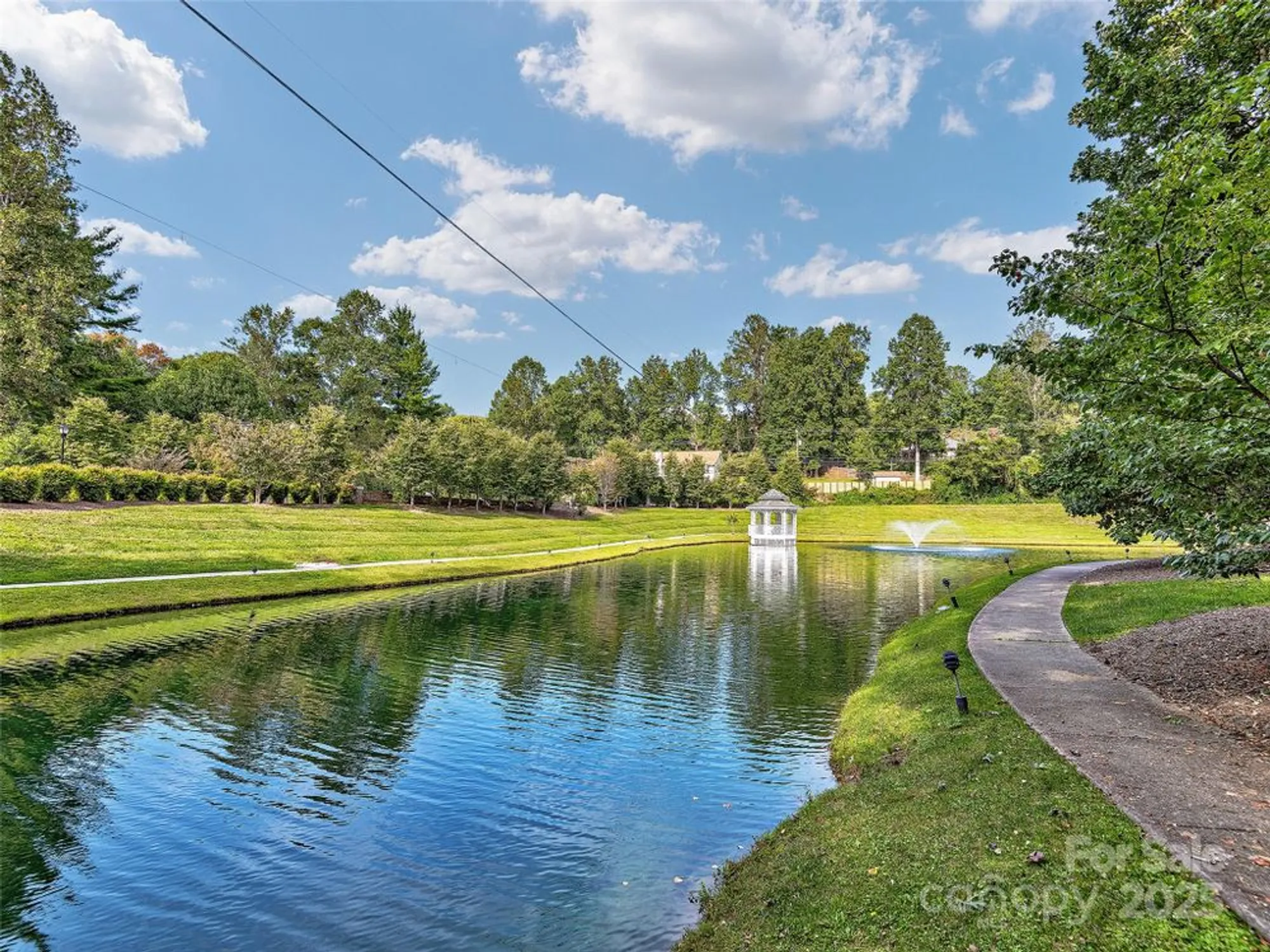 Property Slideshow image 33 of 35 | 54 deep valley ln, Hendersonville, NC, 28791