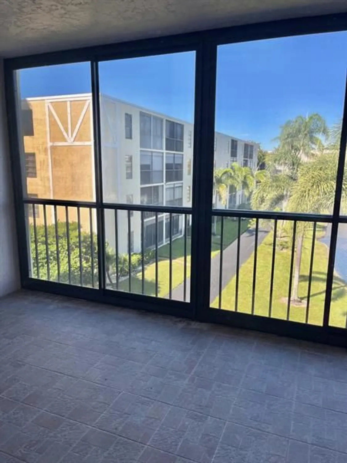 Property Slideshow image 9 of 71 | 7351 kinghurst dr 302, Delray Beach, FL, 33446