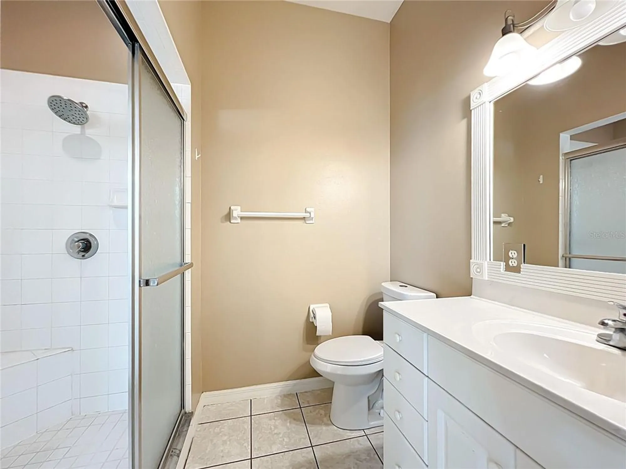 Property Slideshow image 17 of 50 | 6128 landings blvd, Lady Lake, FL, 32159