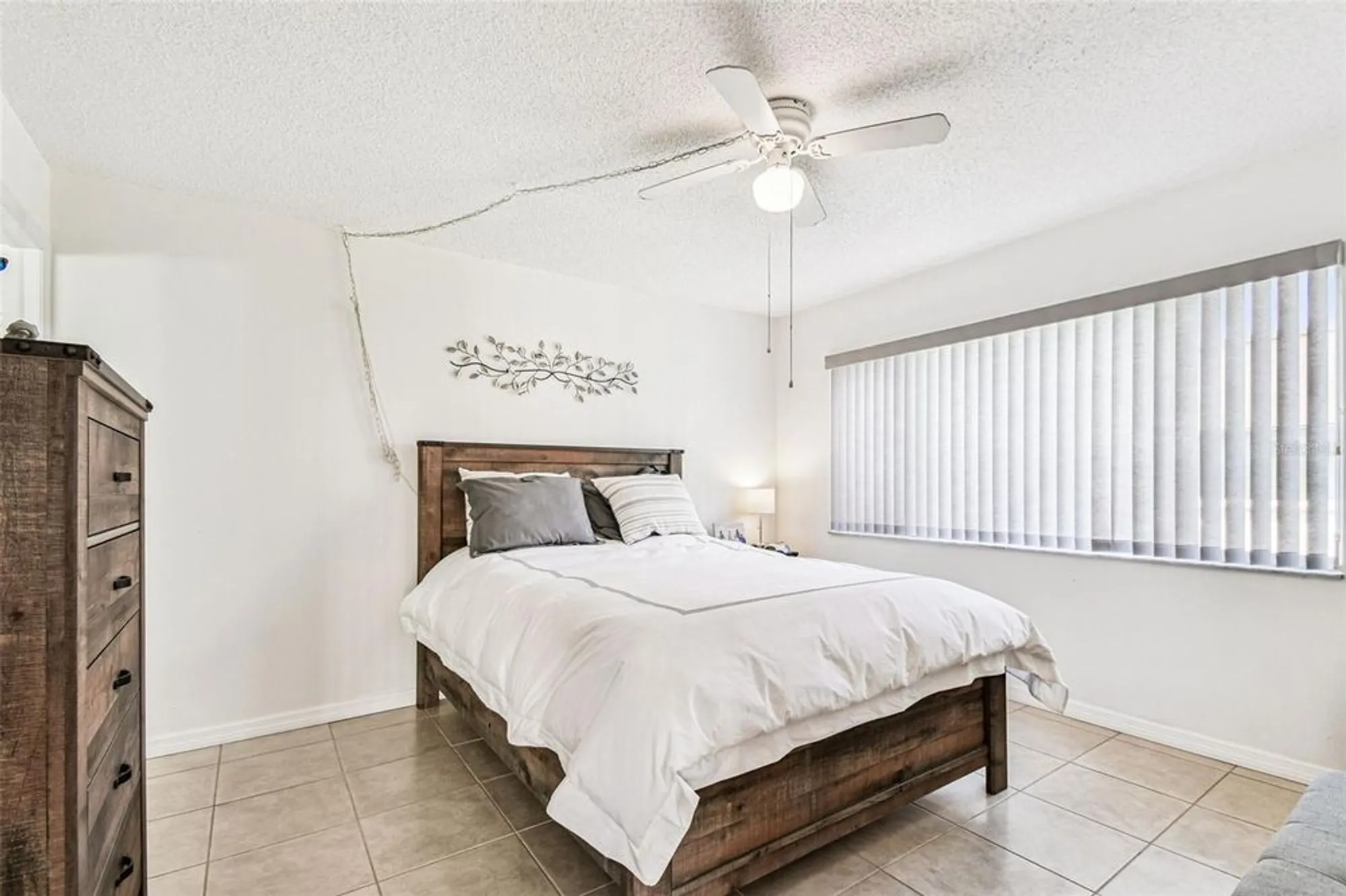 Property Slideshow image 19 of 41 | 4423 pelorus dr b, New Port Richey, FL, 34652