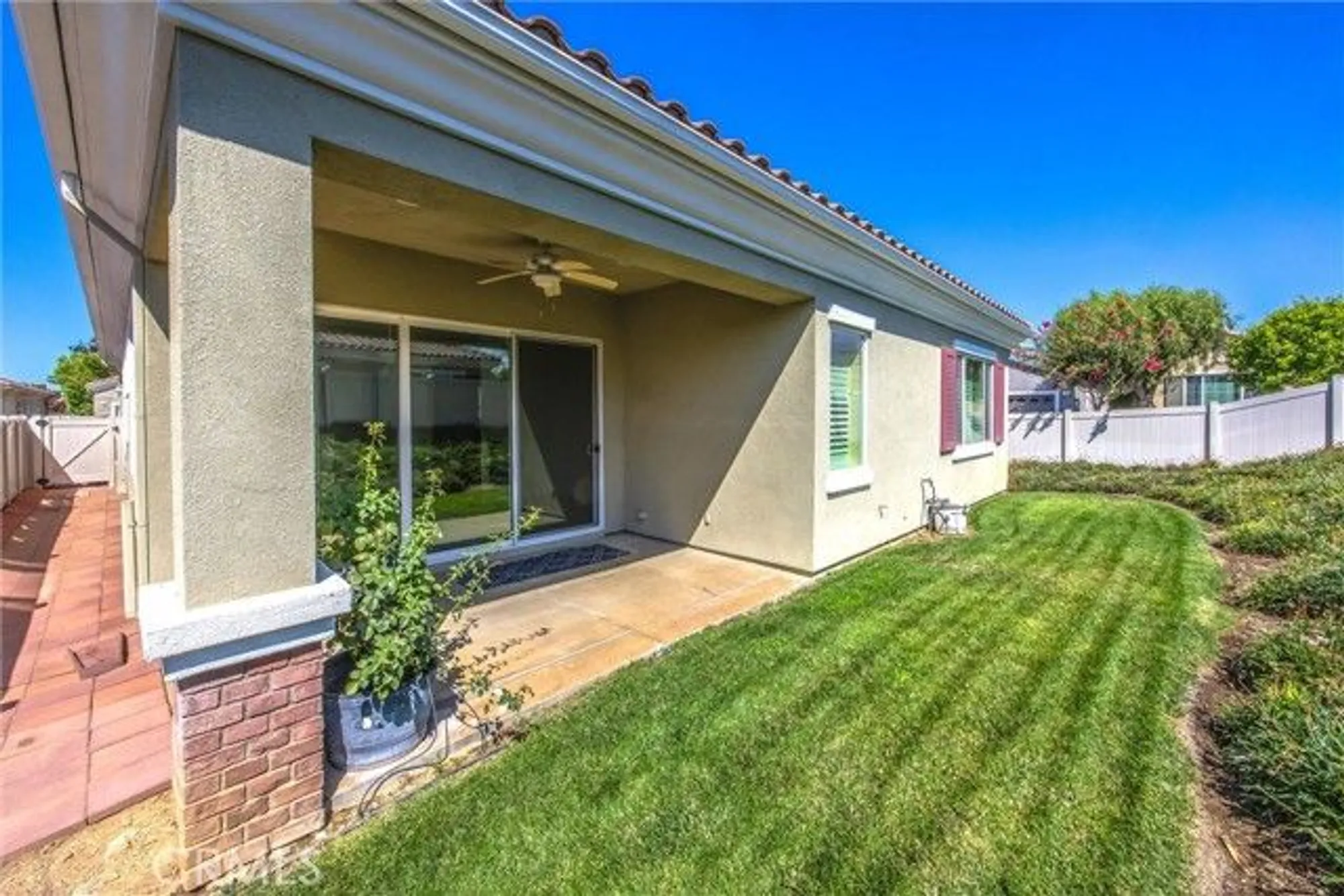 Property Slideshow image 36 of 39 | 1794 n forest oaks dr, Beaumont, CA, 92223