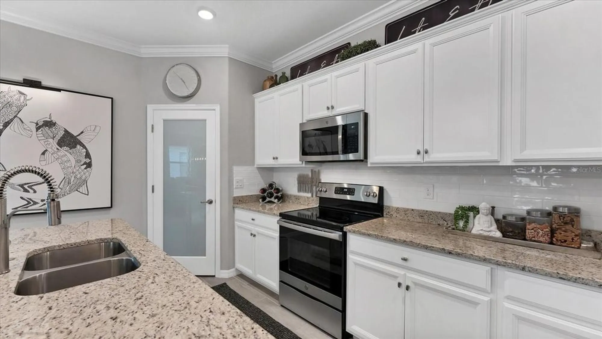 Property Slideshow image 19 of 91 | 10113 colubrina dr, Venice, FL, 34293