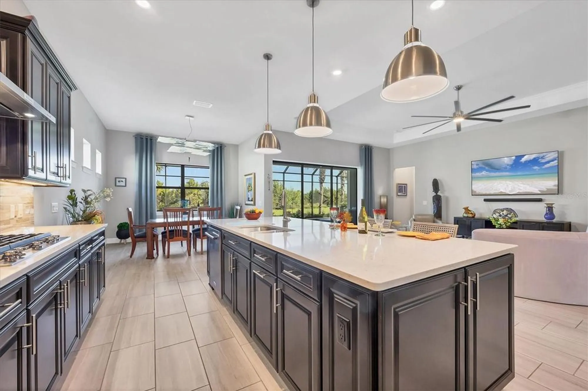 Property Slideshow image 16 of 57 | 17823 littleton pl, Bradenton, FL, 34202