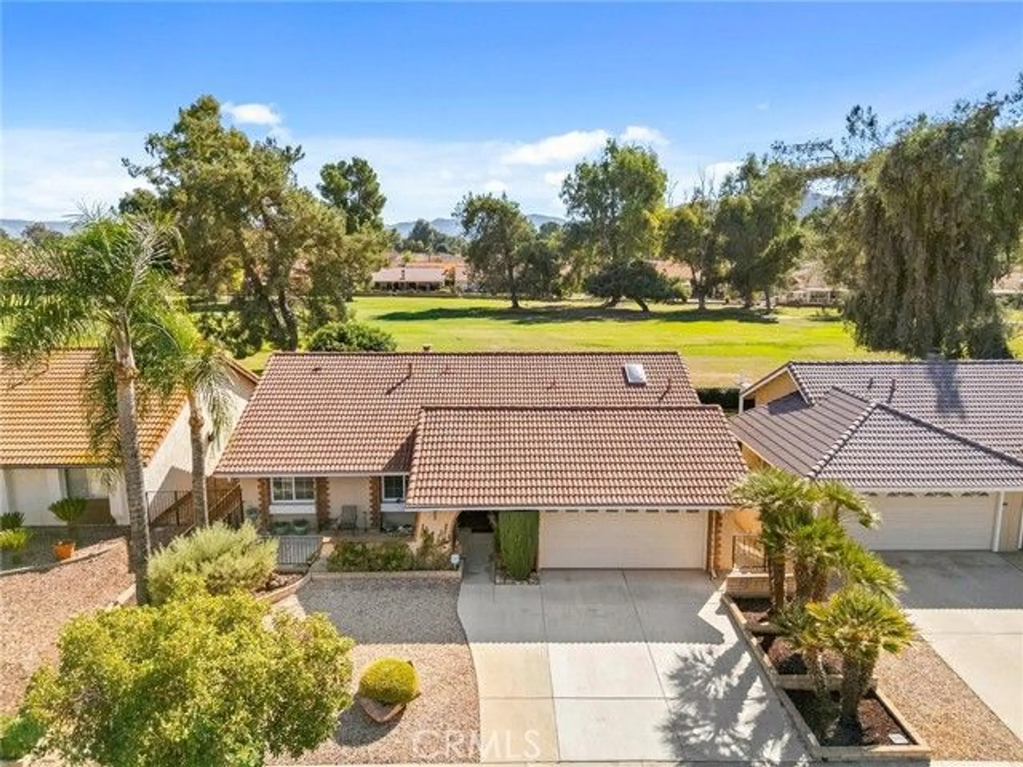 Property Slideshow image 31 of 39 | 2059 silver oak way, Hemet, CA, 92545