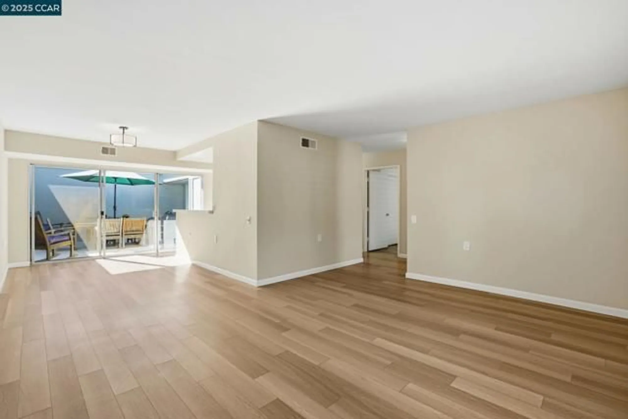 Property Slideshow image 5 of 29 | 2425 pine knoll dr 1, Walnut Creek, CA, 94595