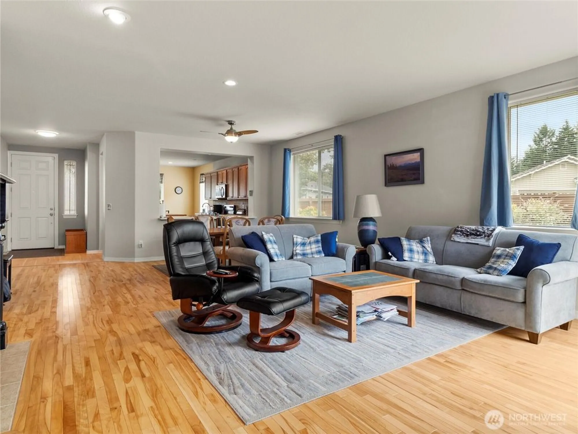 Property Slideshow image 7 of 40 | 4989 spokane st, Lacey, WA, 98516