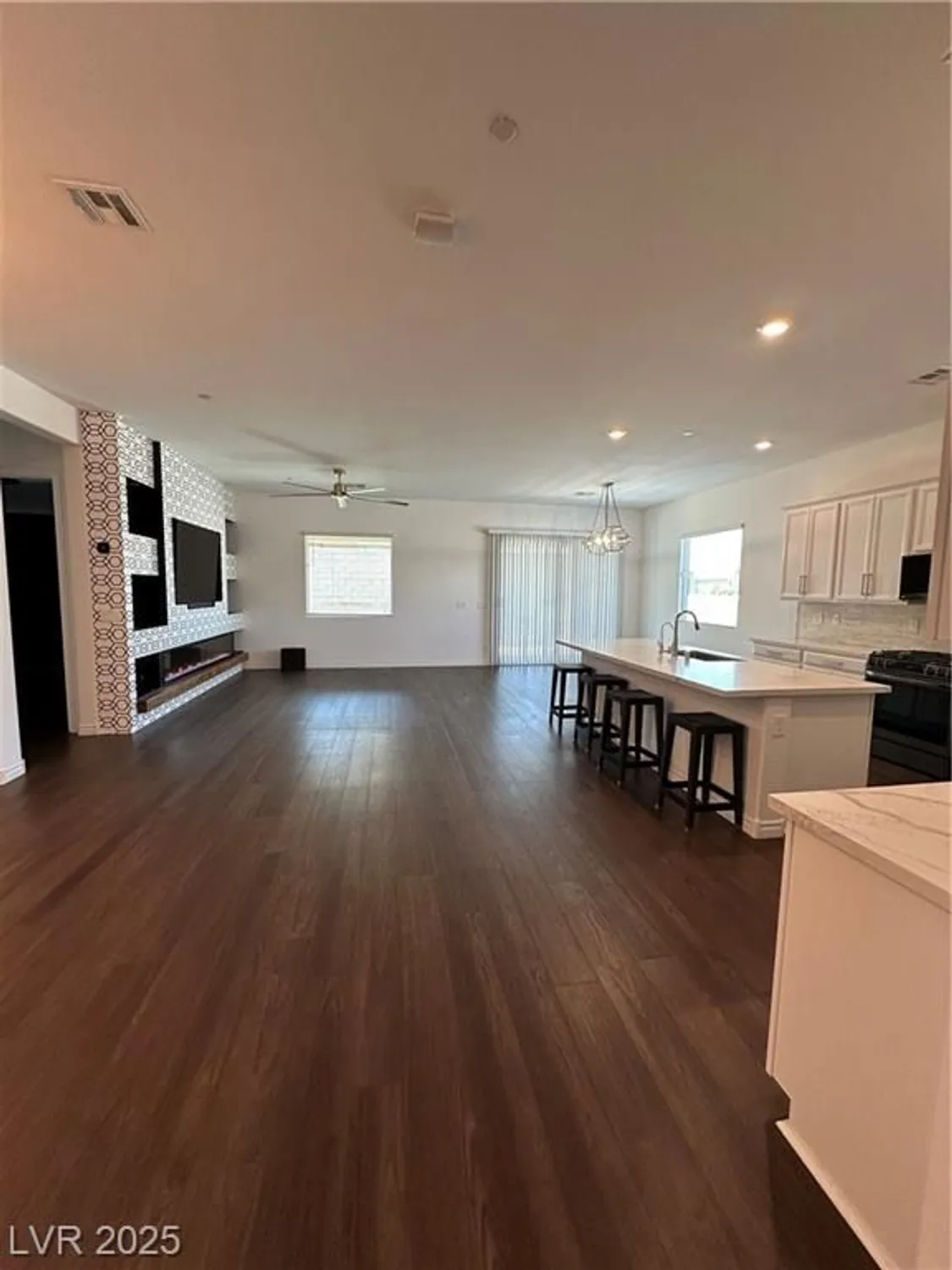 Property Slideshow image 9 of 32 | 461 arches park ave, Henderson, NV, 89011