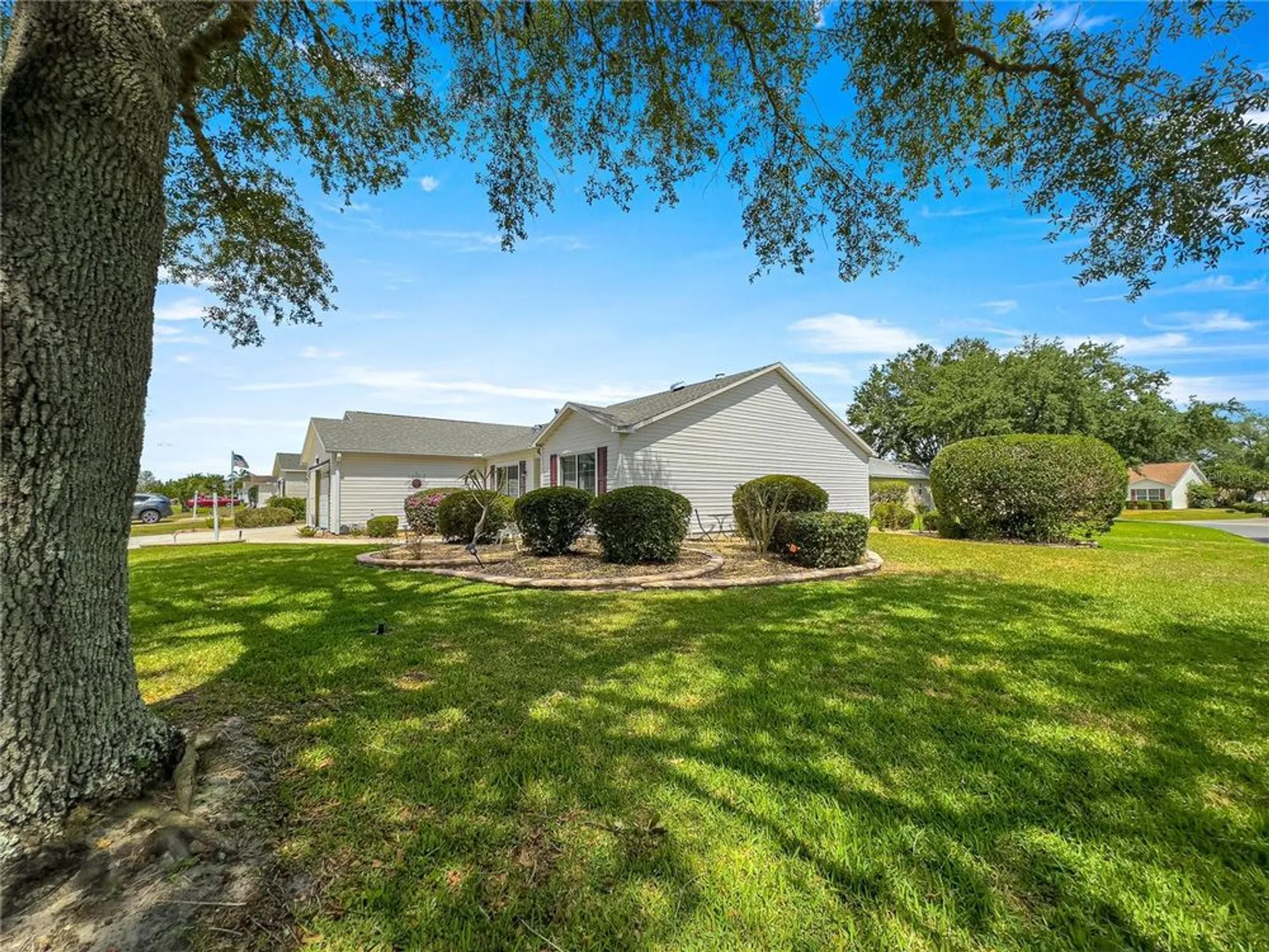 Property Slideshow image 49 of 56 | 8069 se 174th ludlow pl, The Villages, FL, 32162