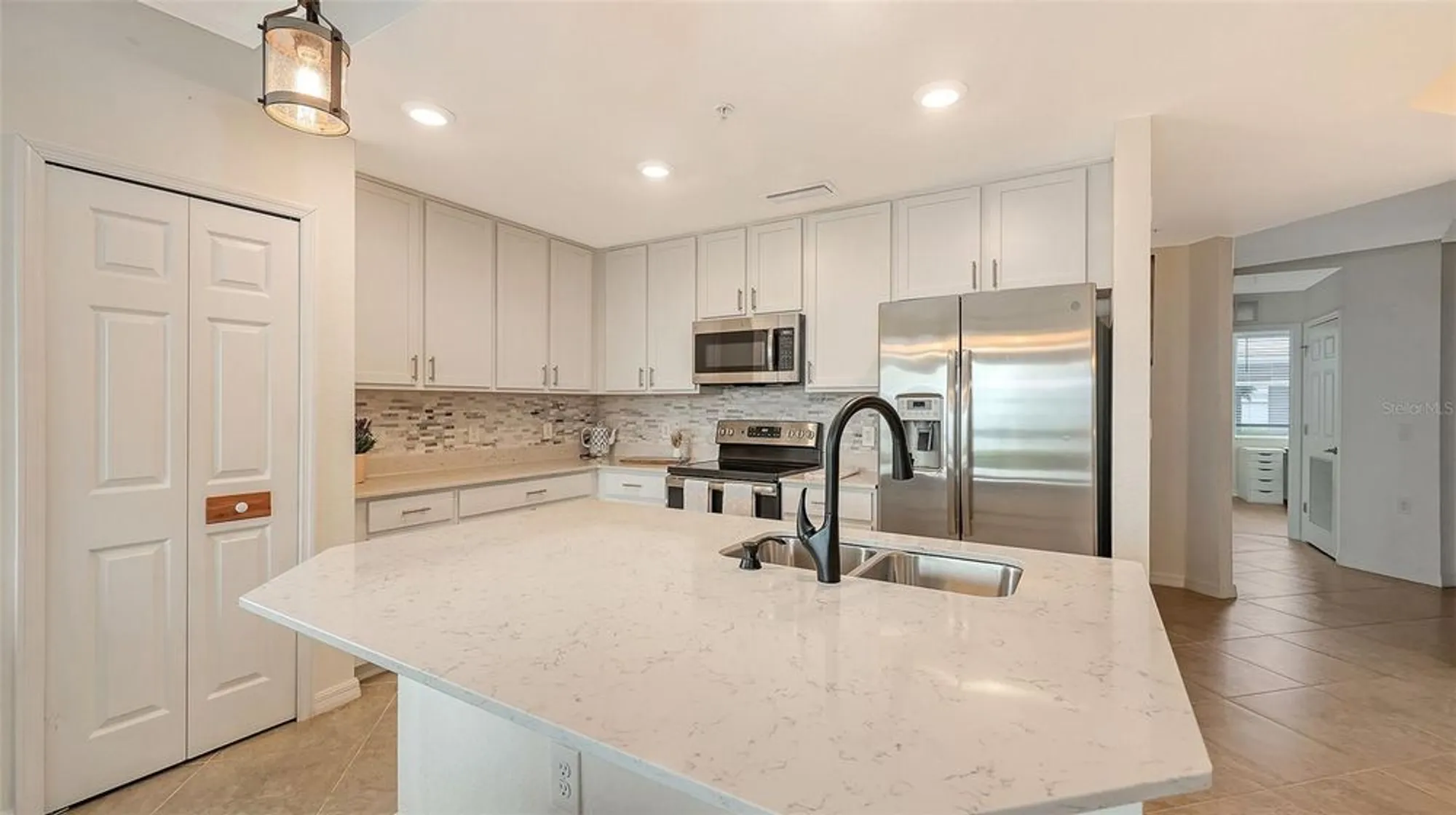 Property Slideshow image 5 of 97 | 1020 tidewater shores loop unit 108, Bradenton, FL, 34208