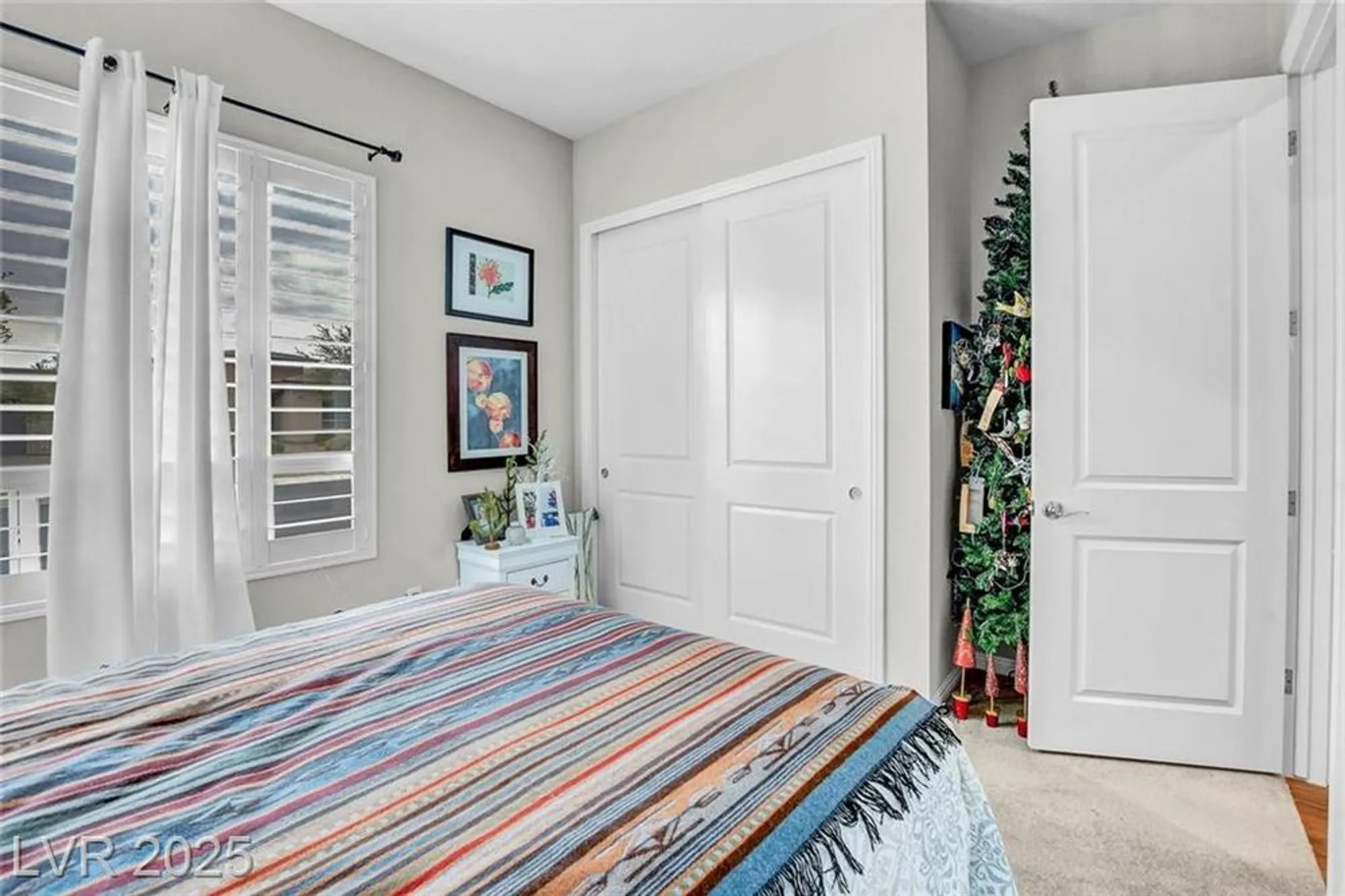 Property Slideshow image 28 of 68 | 6803 regency crest ave, Las Vegas, NV, 89148