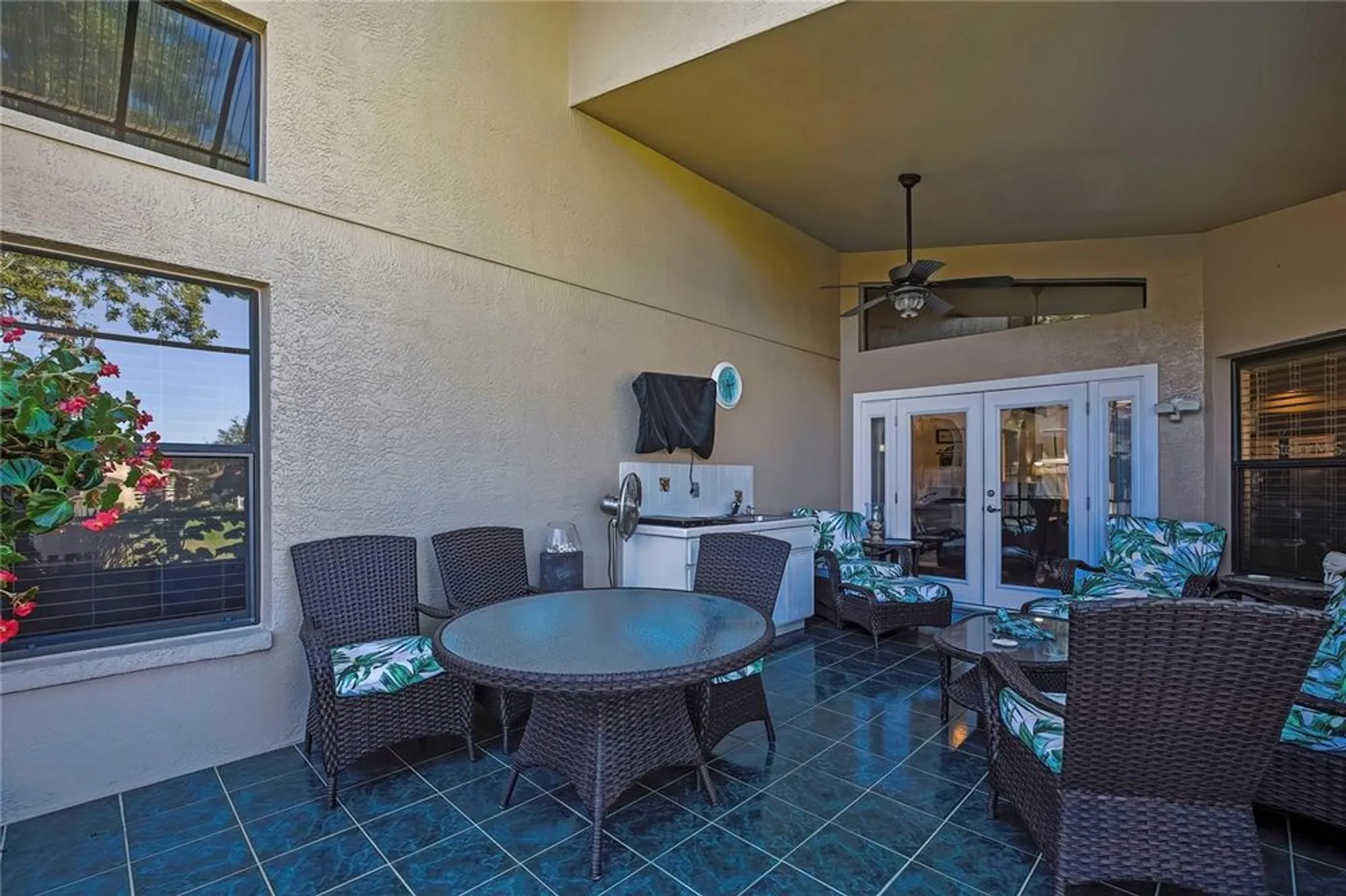 Property Slideshow image 31 of 54 | 488 fort mill ln, Spring Hill, FL, 34609