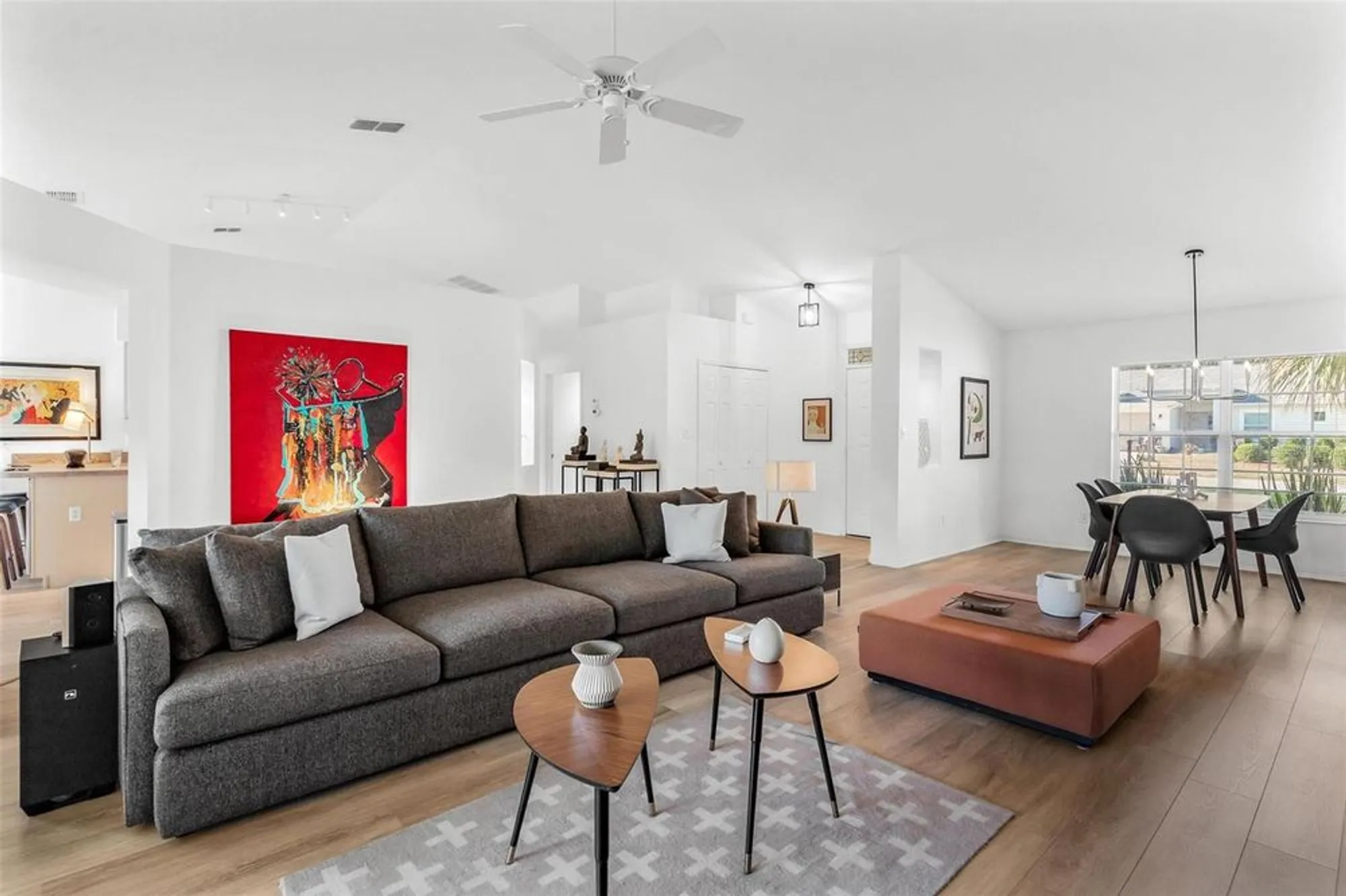 Property Slideshow image 7 of 55 | 25440 crestwater dr, Leesburg, FL, 34748