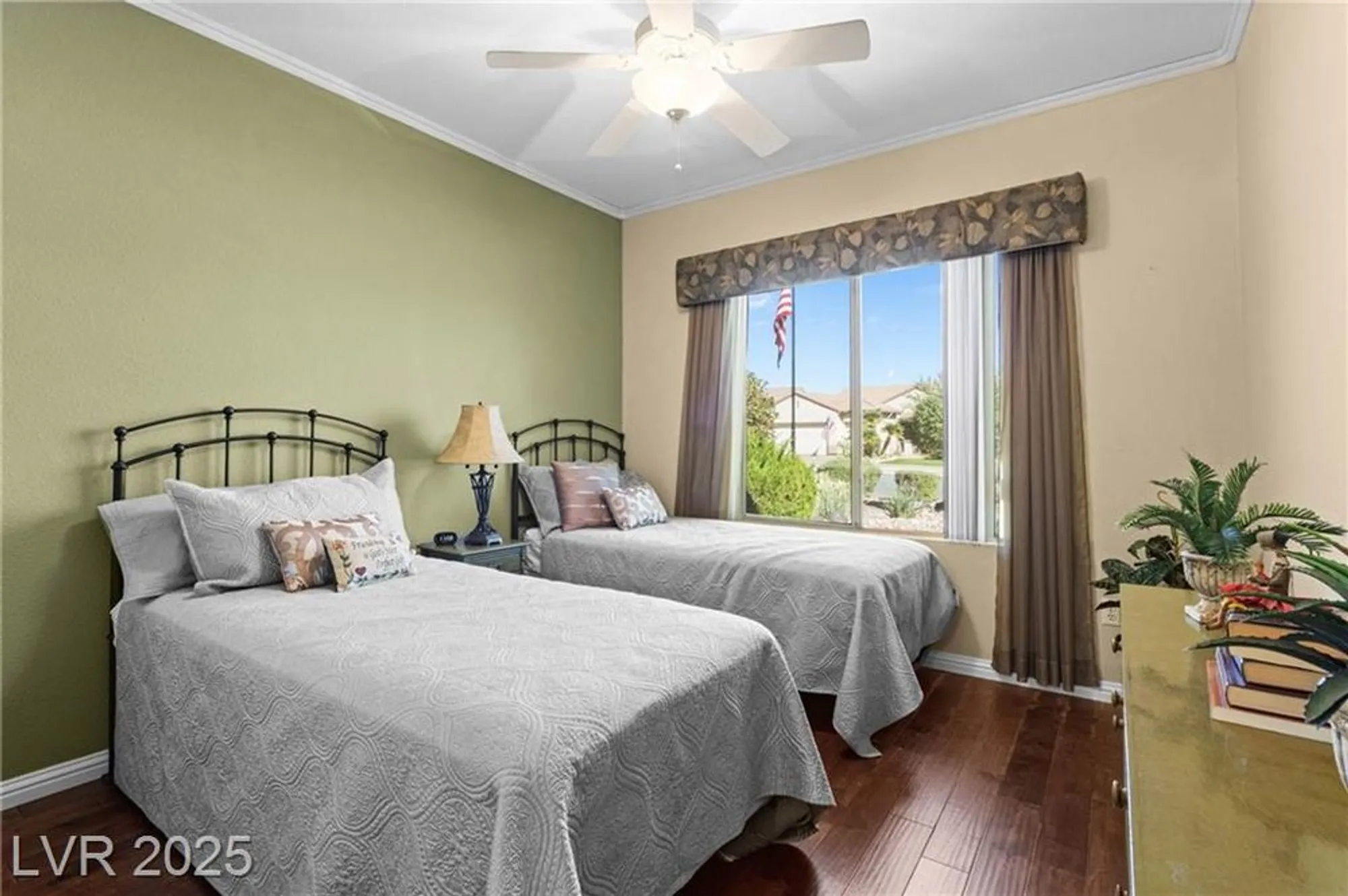 Property Slideshow image 25 of 40 | 2145 king mesa dr, Henderson, NV, 89012