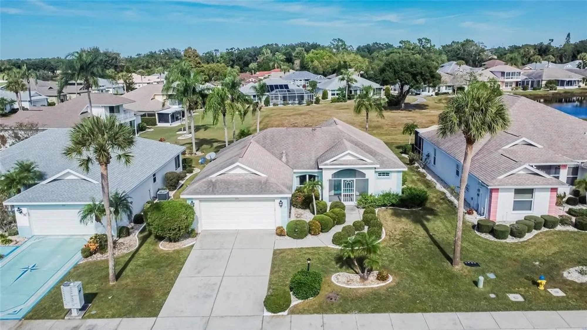 Property Slideshow image 32 of 50 | 331 caloosa palms ct, Sun City Center, FL, 33573