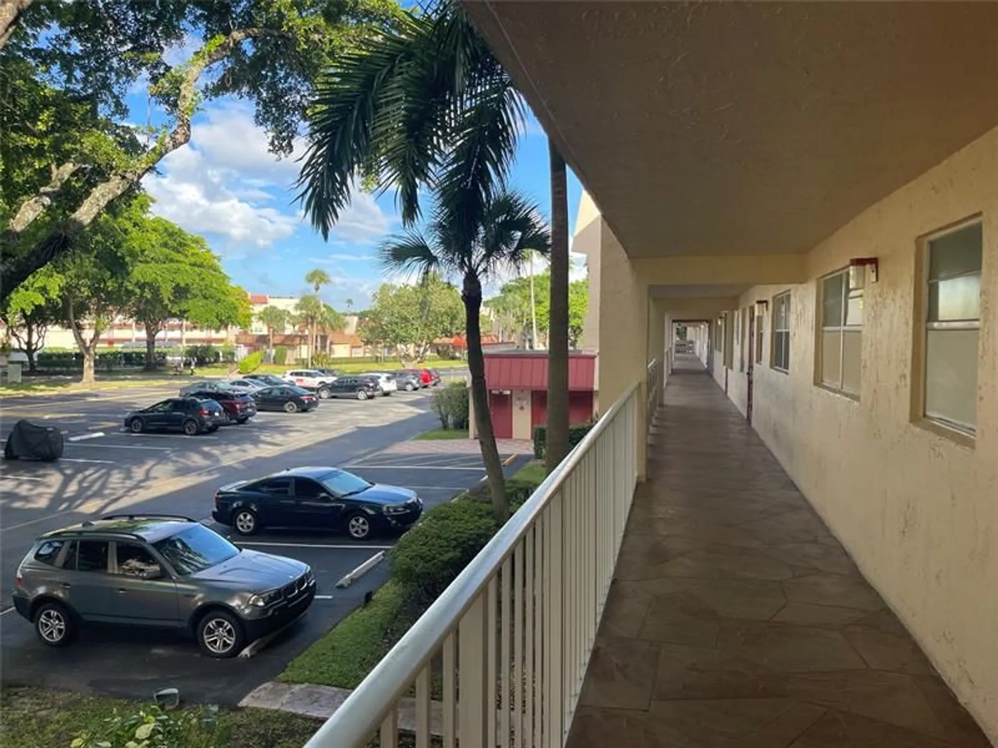 Property Slideshow image 32 of 57 | 1005 country club dr apt 205, Margate, FL, 33063