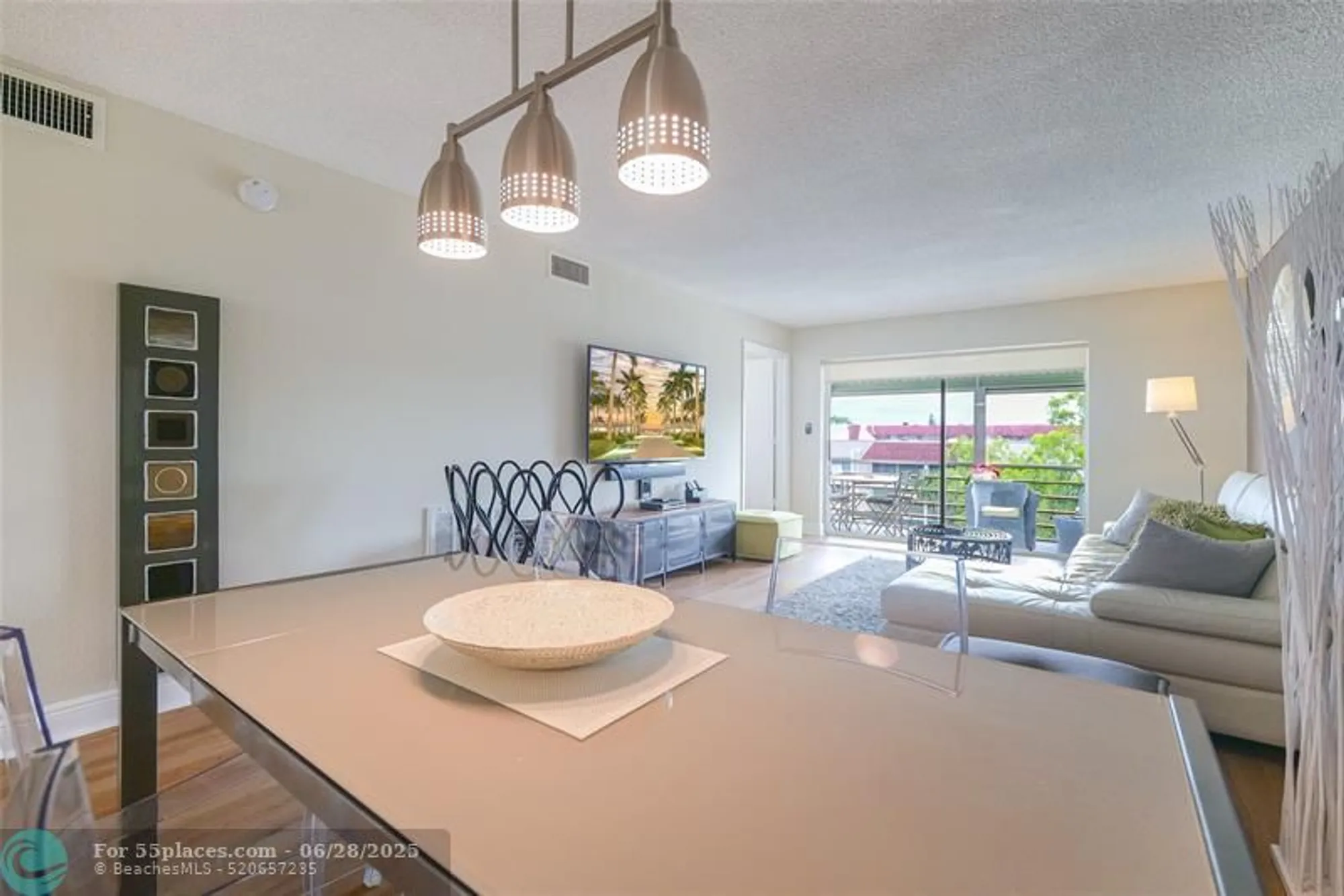 Property Slideshow image 7 of 57 | 3531 inverrary dr apt 407, Lauderhill, FL, 33319