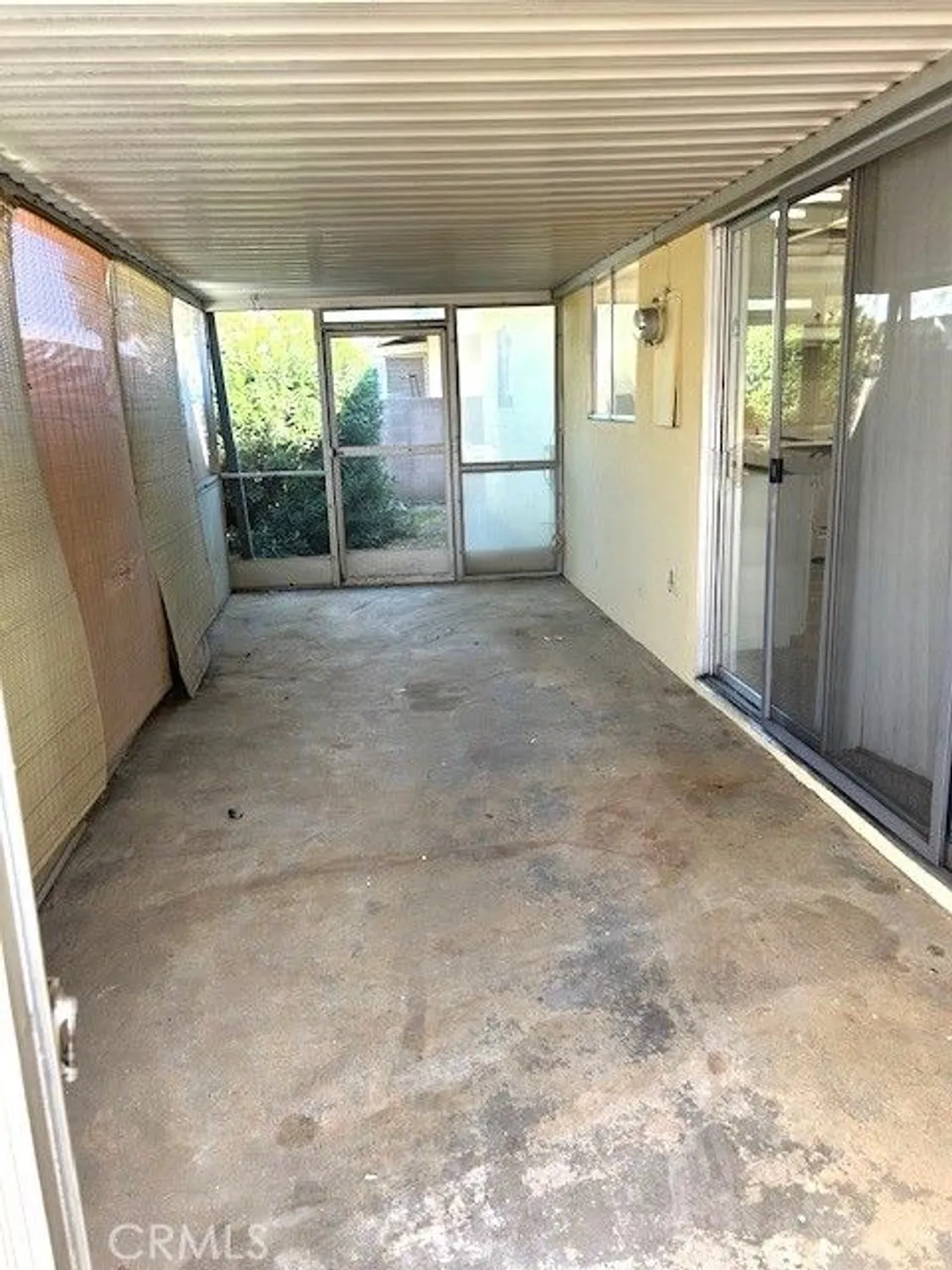 Property Slideshow image 12 of 16 | 681 shasta way, Hemet, CA, 92543