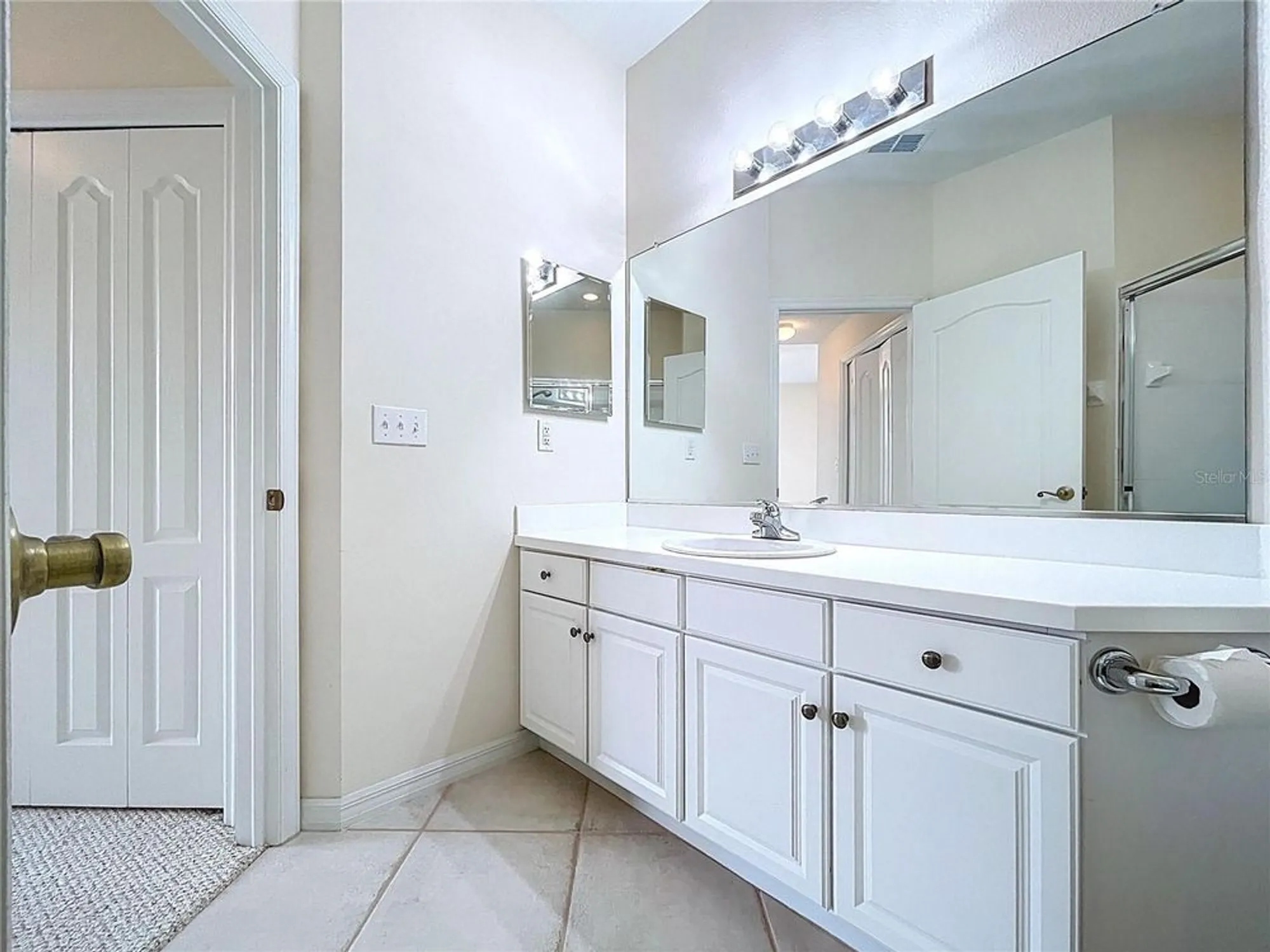 Property Slideshow image 36 of 92 | 2046 inverness greens dr # 2046, Sun City Center, FL, 33573