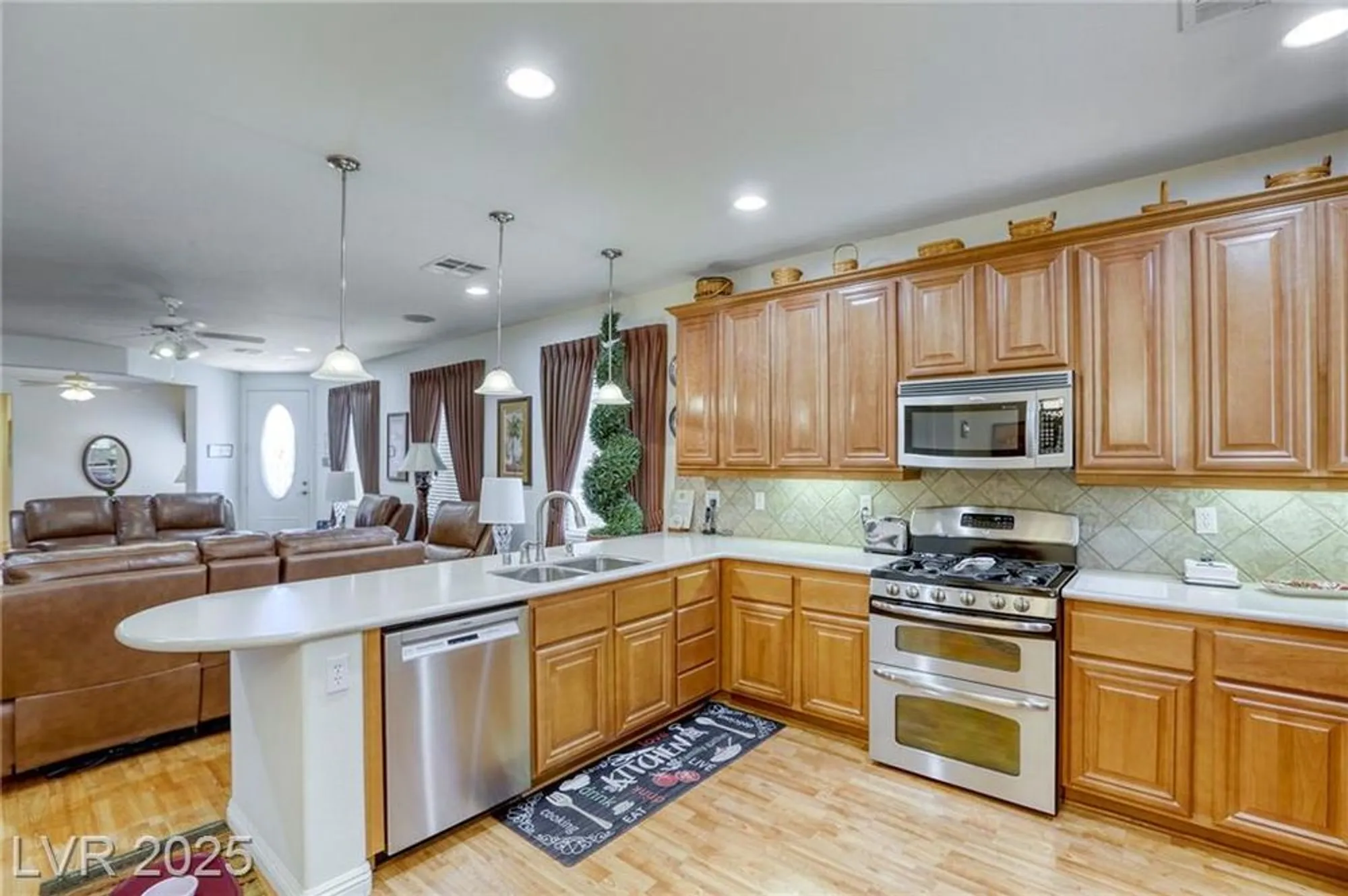 Property Slideshow image 15 of 65 | 3736 rocklin peak ave, North Las Vegas, NV, 89081
