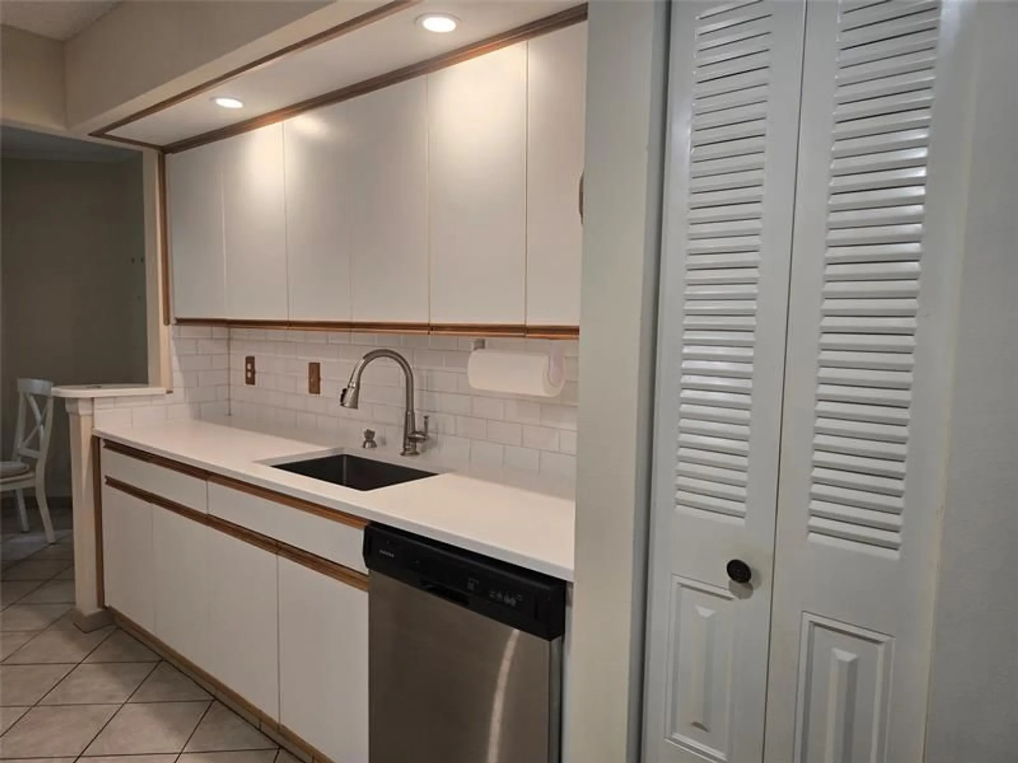 Property Slideshow image 28 of 68 | 1606 abaco dr e1, Coconut Creek, FL, 33066