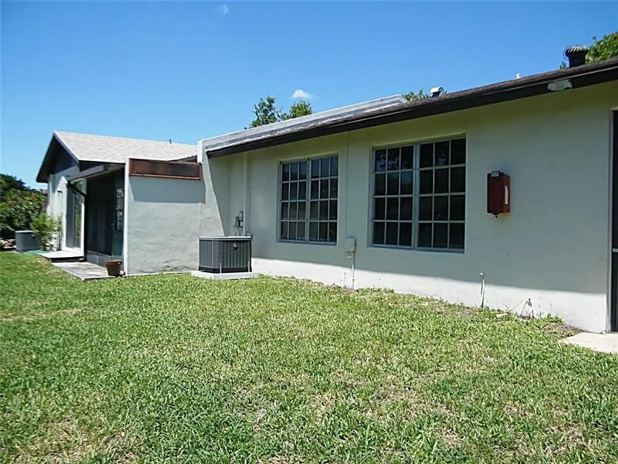 Property Slideshow image 16 of 16 | 5411 laurel oak st, Delray Beach, FL, 33484