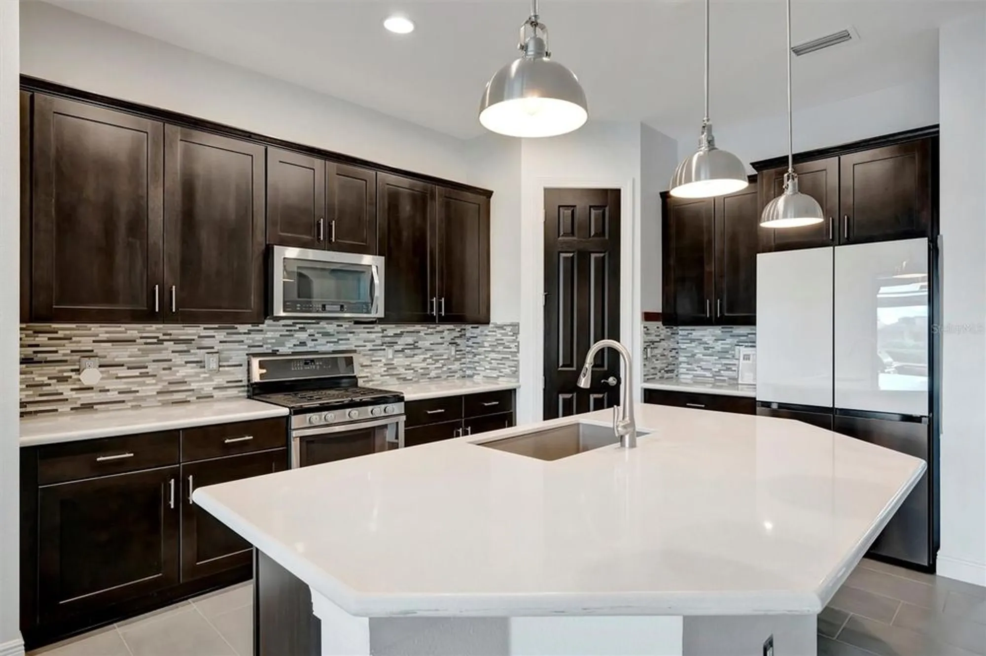 Property Slideshow image 12 of 94 | 5607 tidewater preserve blvd, Bradenton, FL, 34208