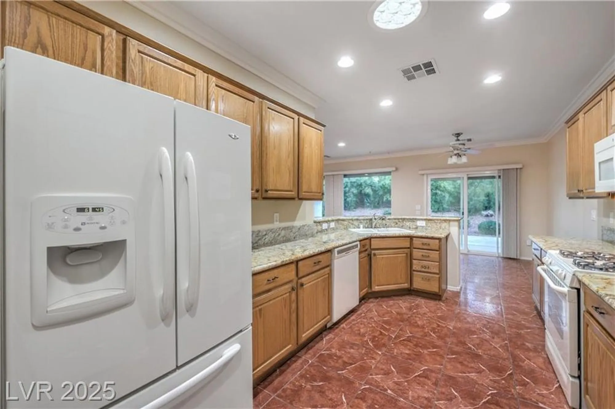 Property Slideshow image 10 of 52 | 2519 ashen light dr, Henderson, NV, 89044
