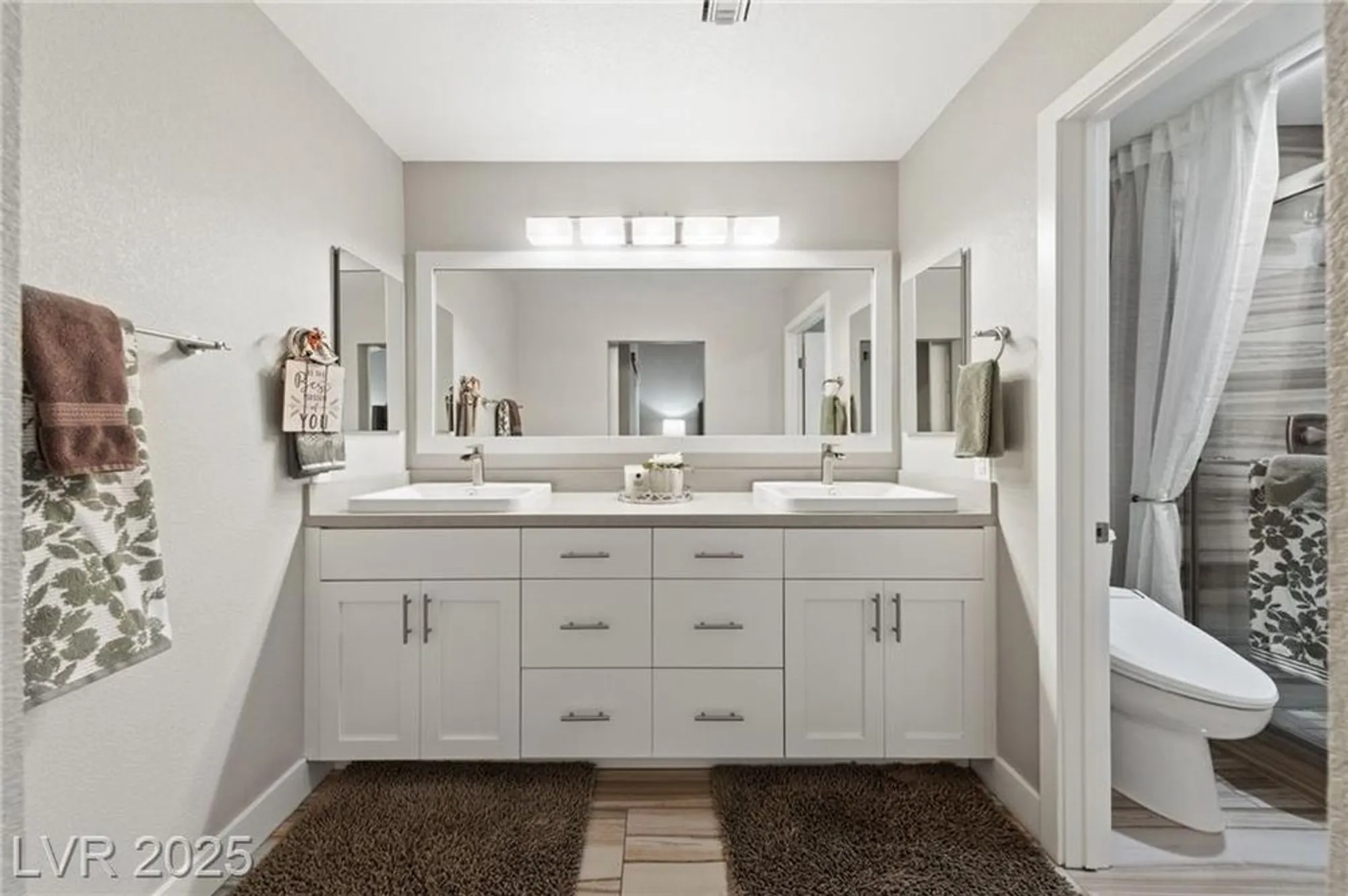 Property Slideshow image 24 of 70 | 2509 big timber dr, Las Vegas, NV, 89134