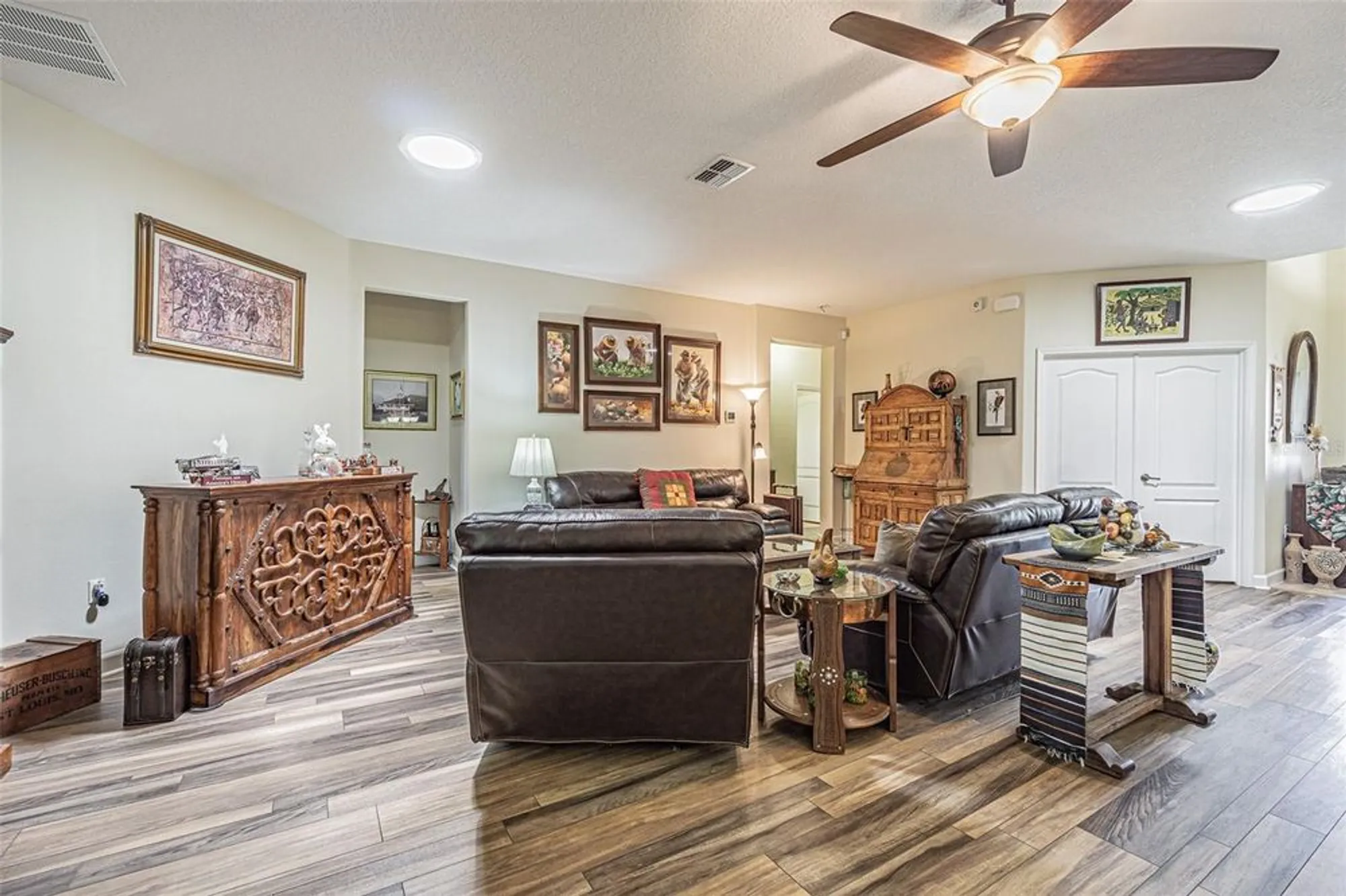 Property Slideshow image 21 of 85 | 10661 belmullet dr, San Antonio, FL, 33576