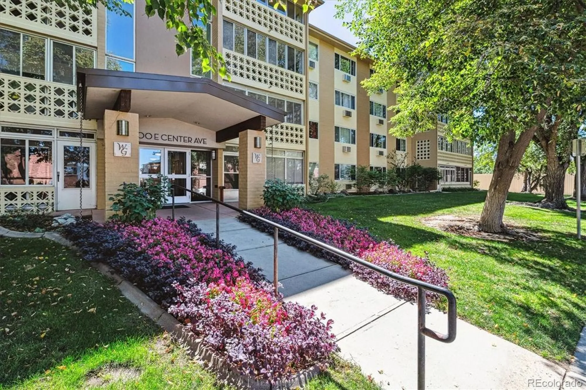 Property Slideshow image 3 of 50 | 9300 e center ave 2b, Denver, CO, 80247