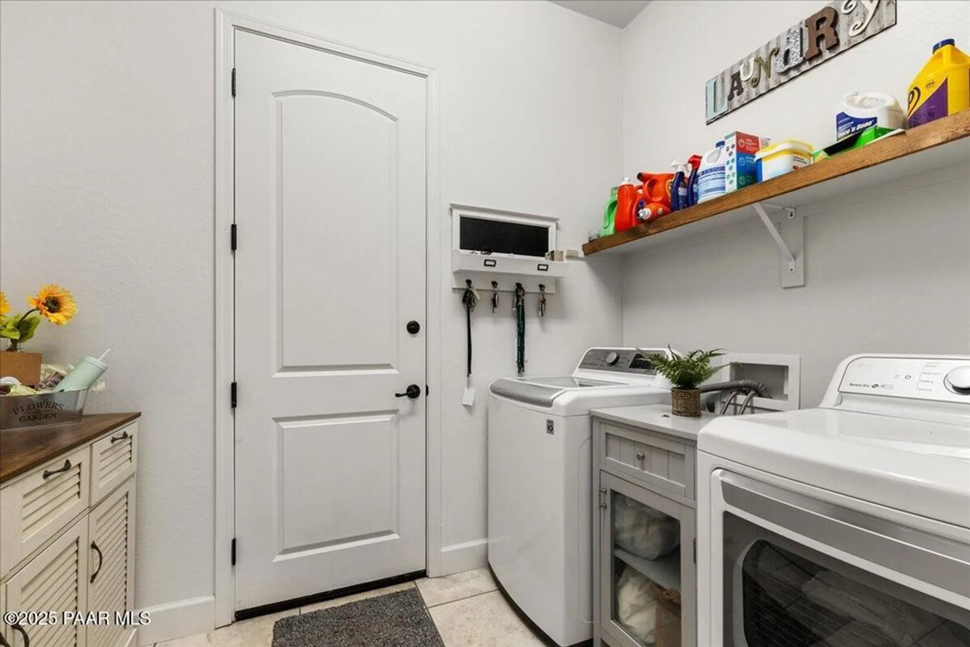 Property Slideshow image 19 of 33 | 7930 e carbon ct, Prescott Valley, AZ, 86315